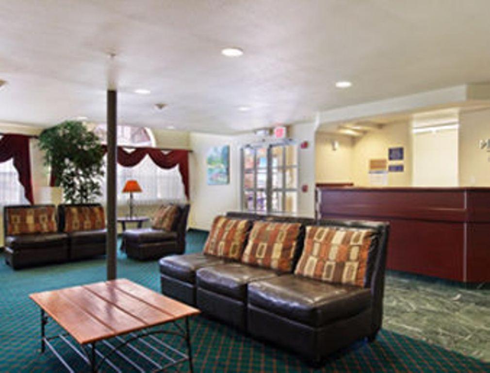 Microtel Inn  Suites by Wyndham Wellton - Property Image 21