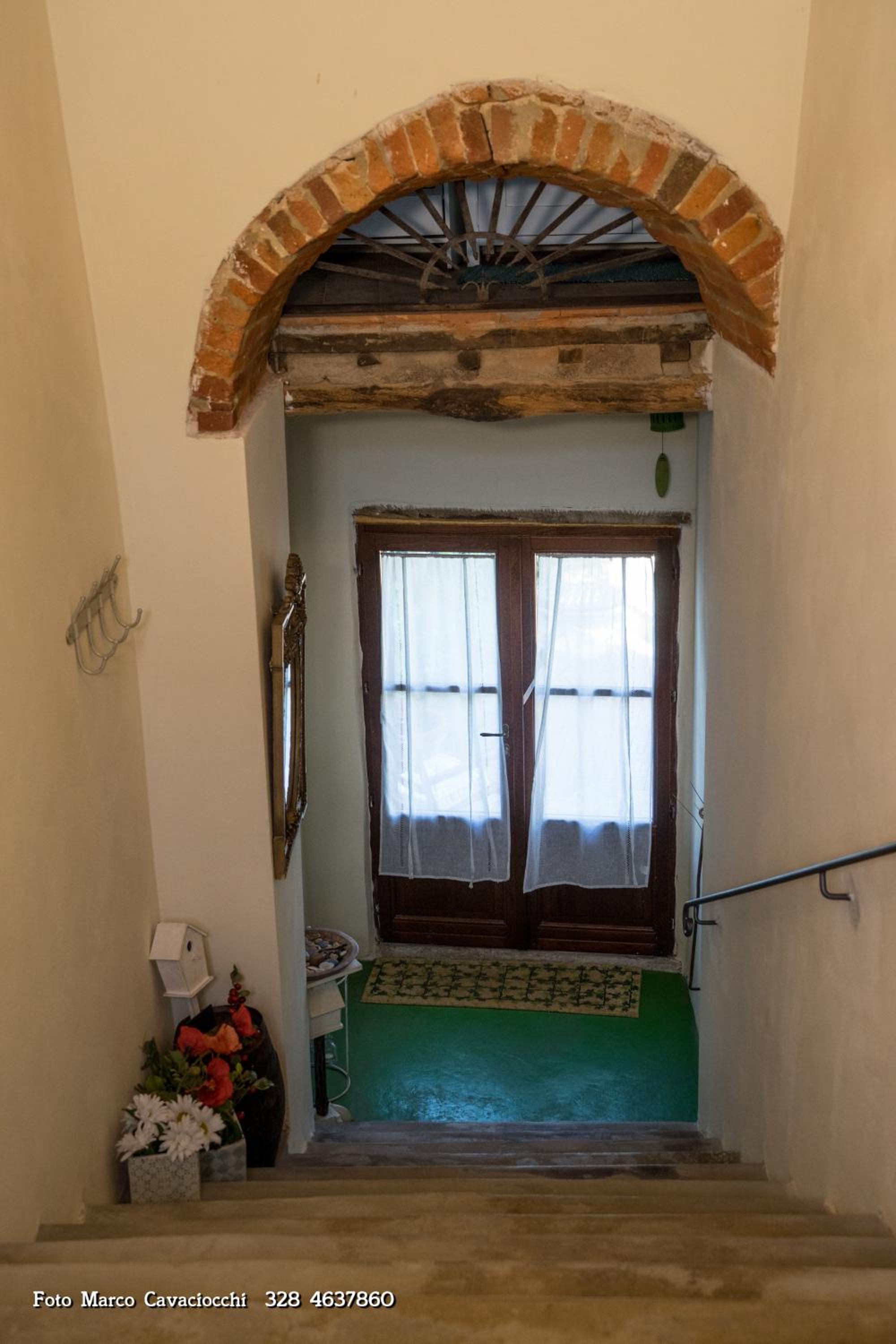 Photo 32