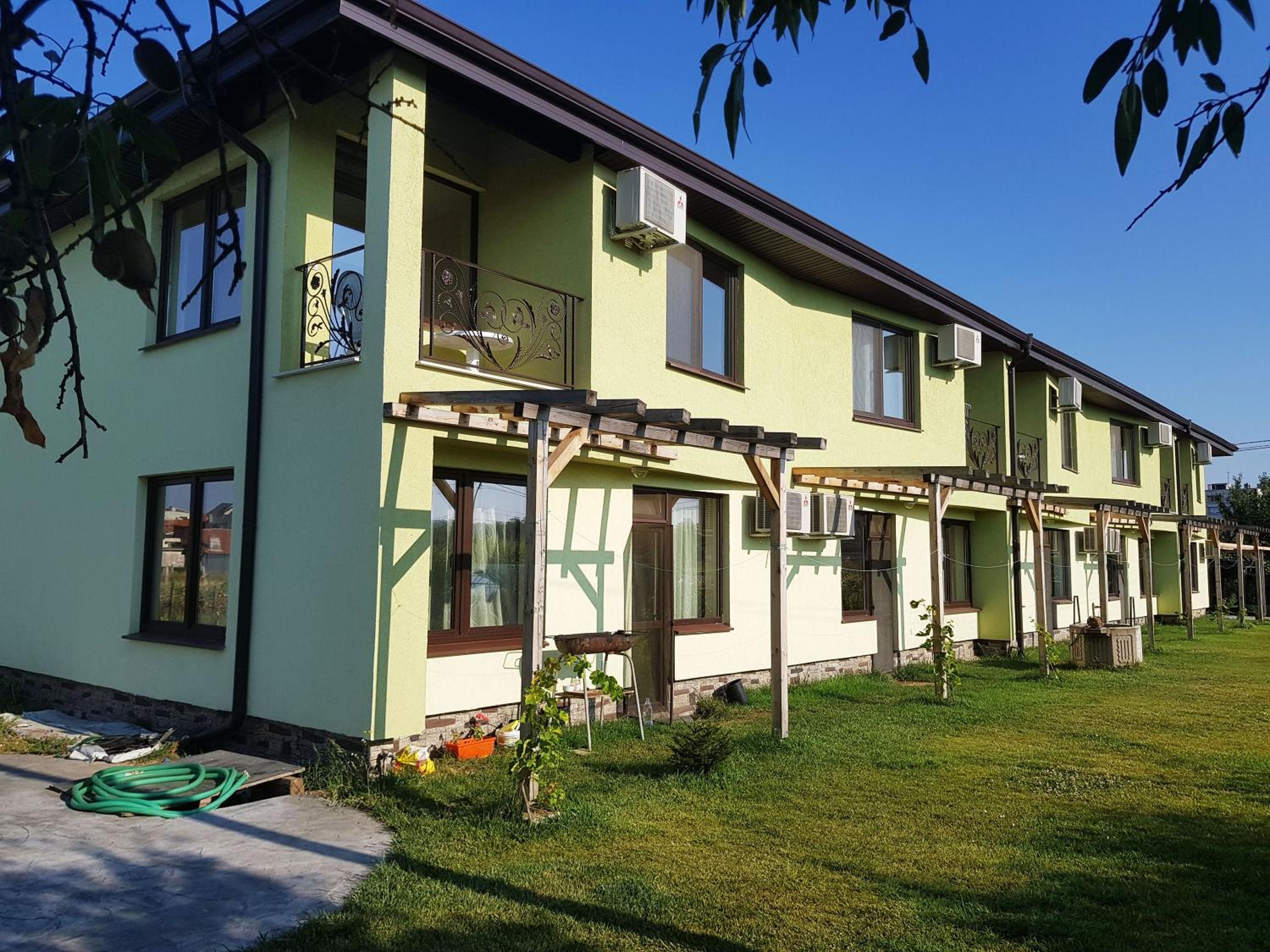 Guesthouse River House