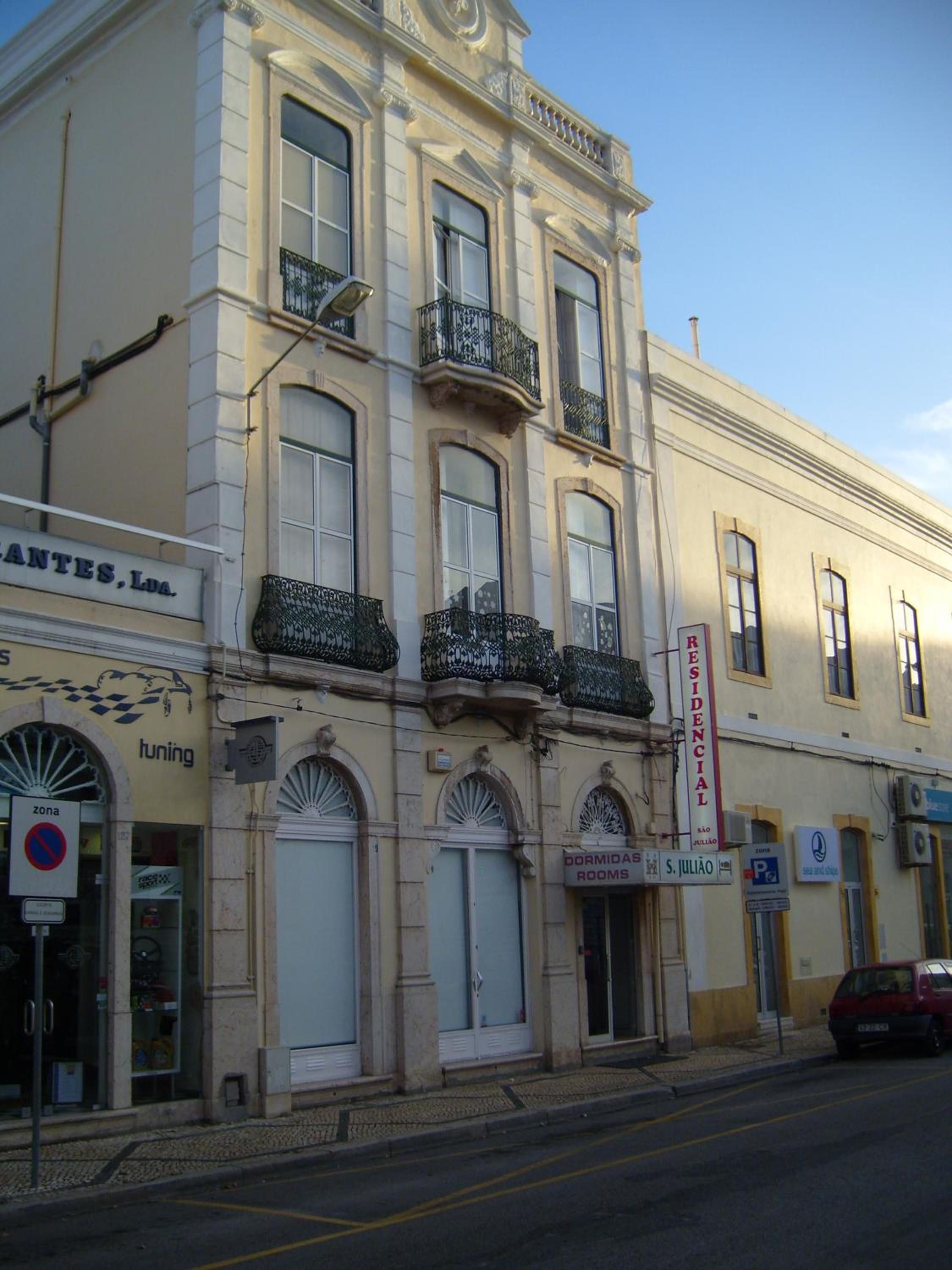 Photo 42