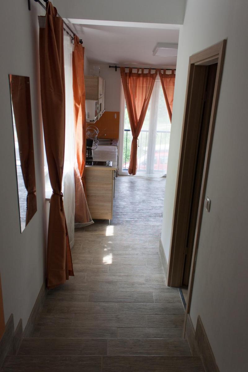 Photo 32