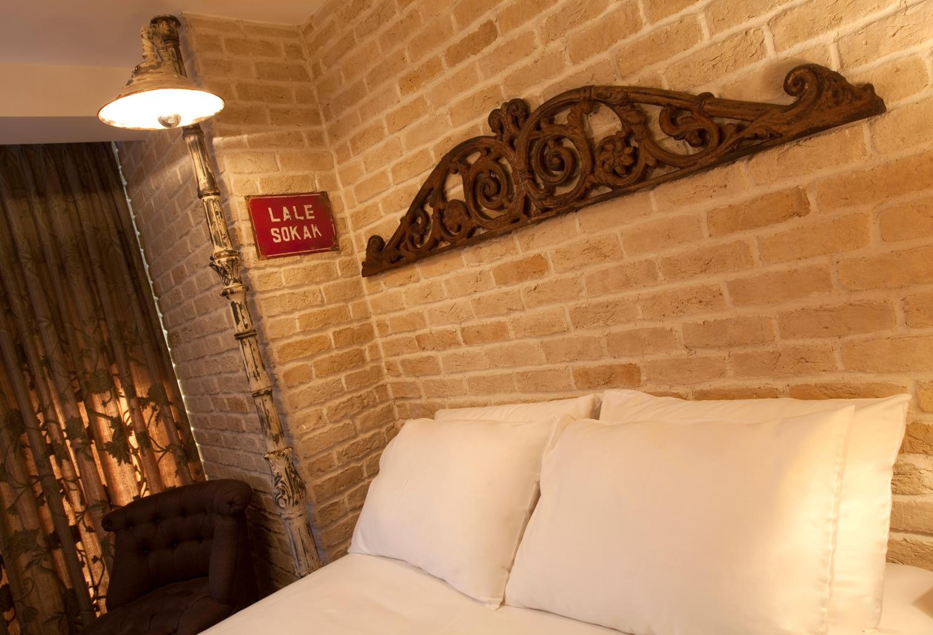 Hypnos Design Hotel - Image 15