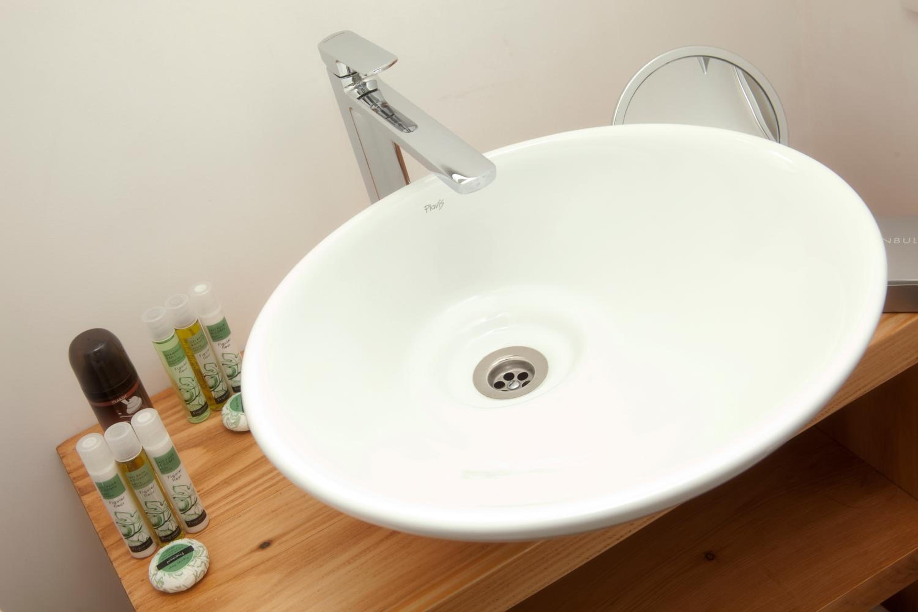 Hypnos Design Hotel - Image 12