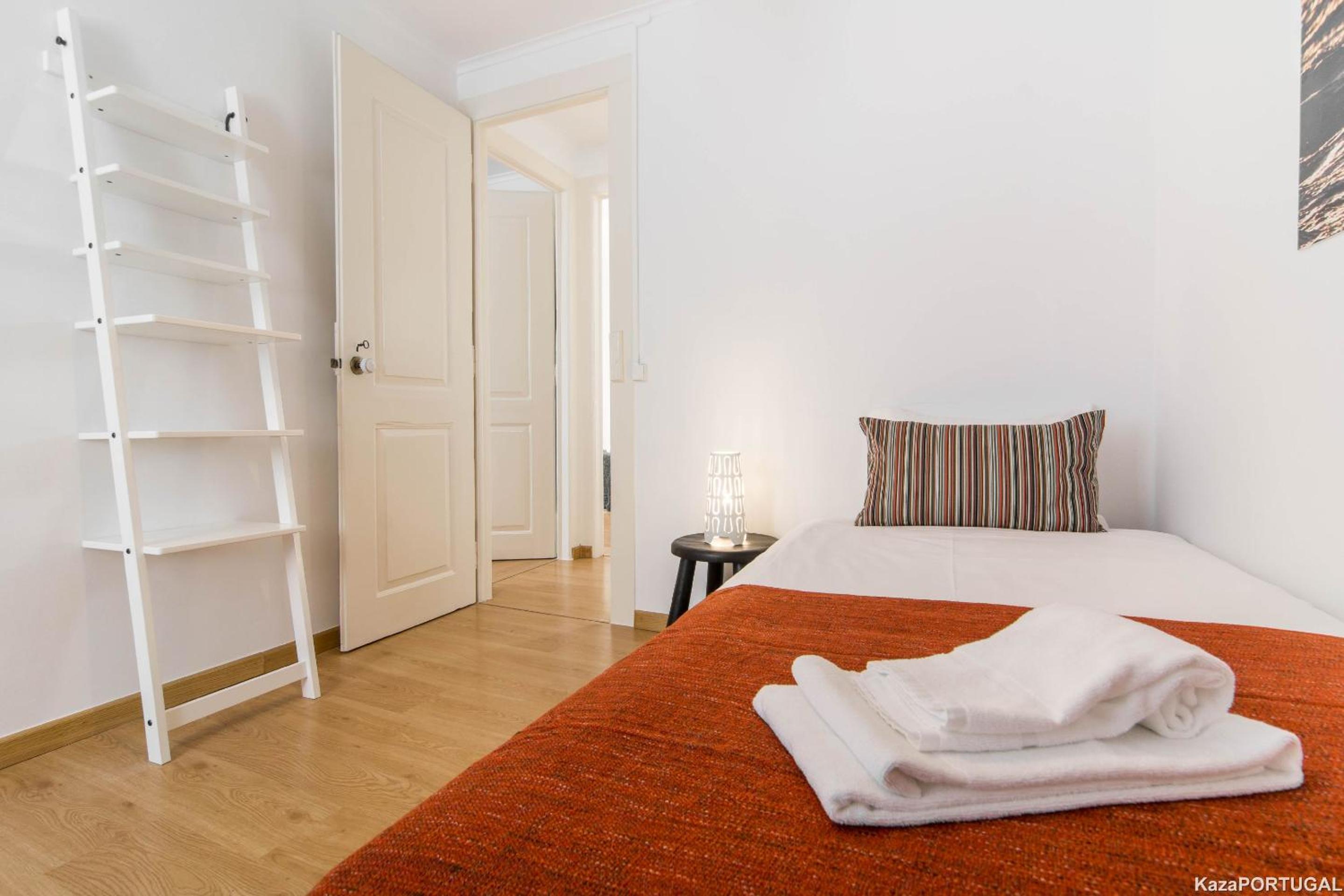 Casa Sanches en Cascais — hotel room