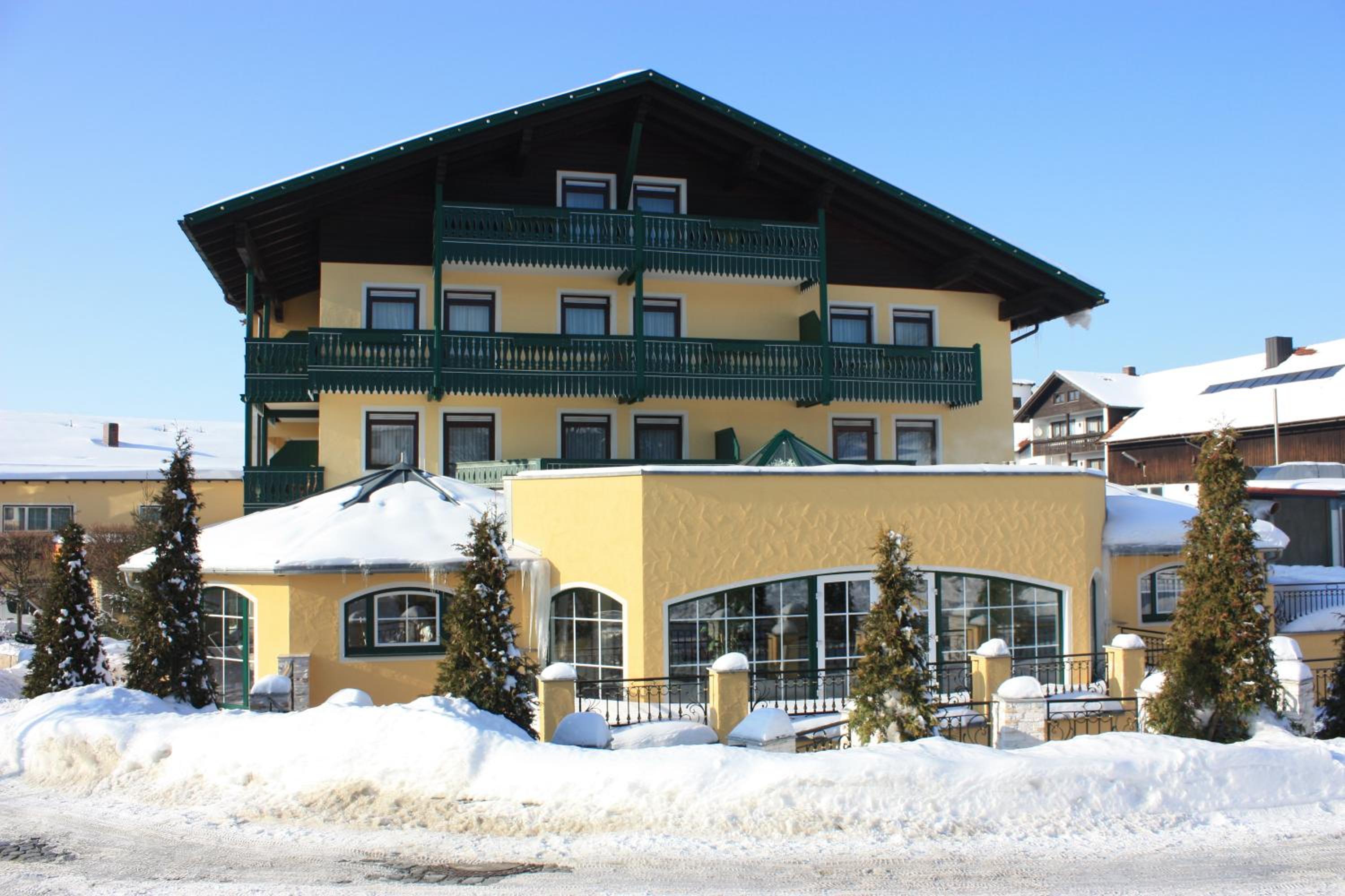 Posthotel Rattenberg - Property Image 2