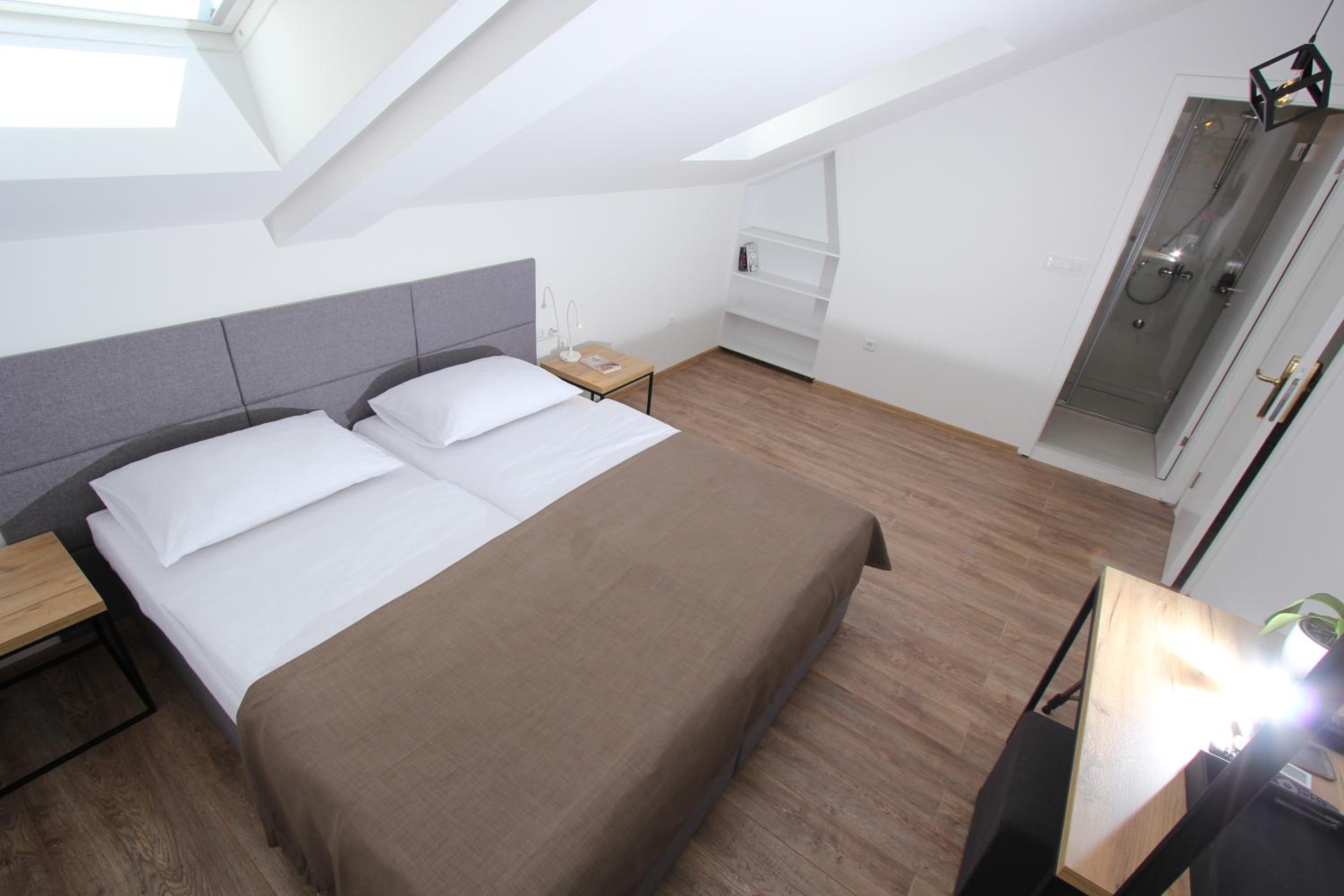 Riverside Residence