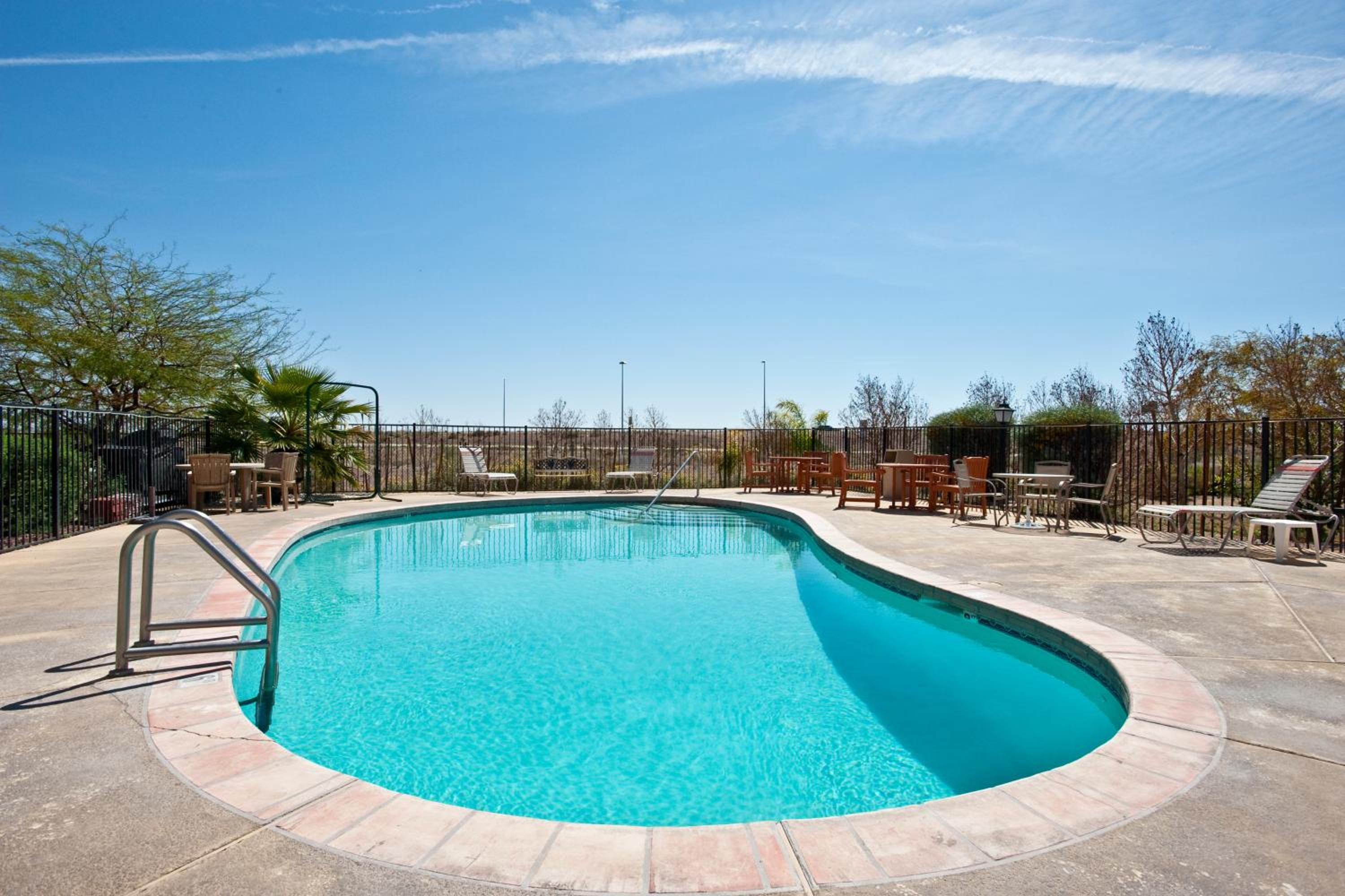 Motel 6-Apache Junction, AZ - Property Image 18