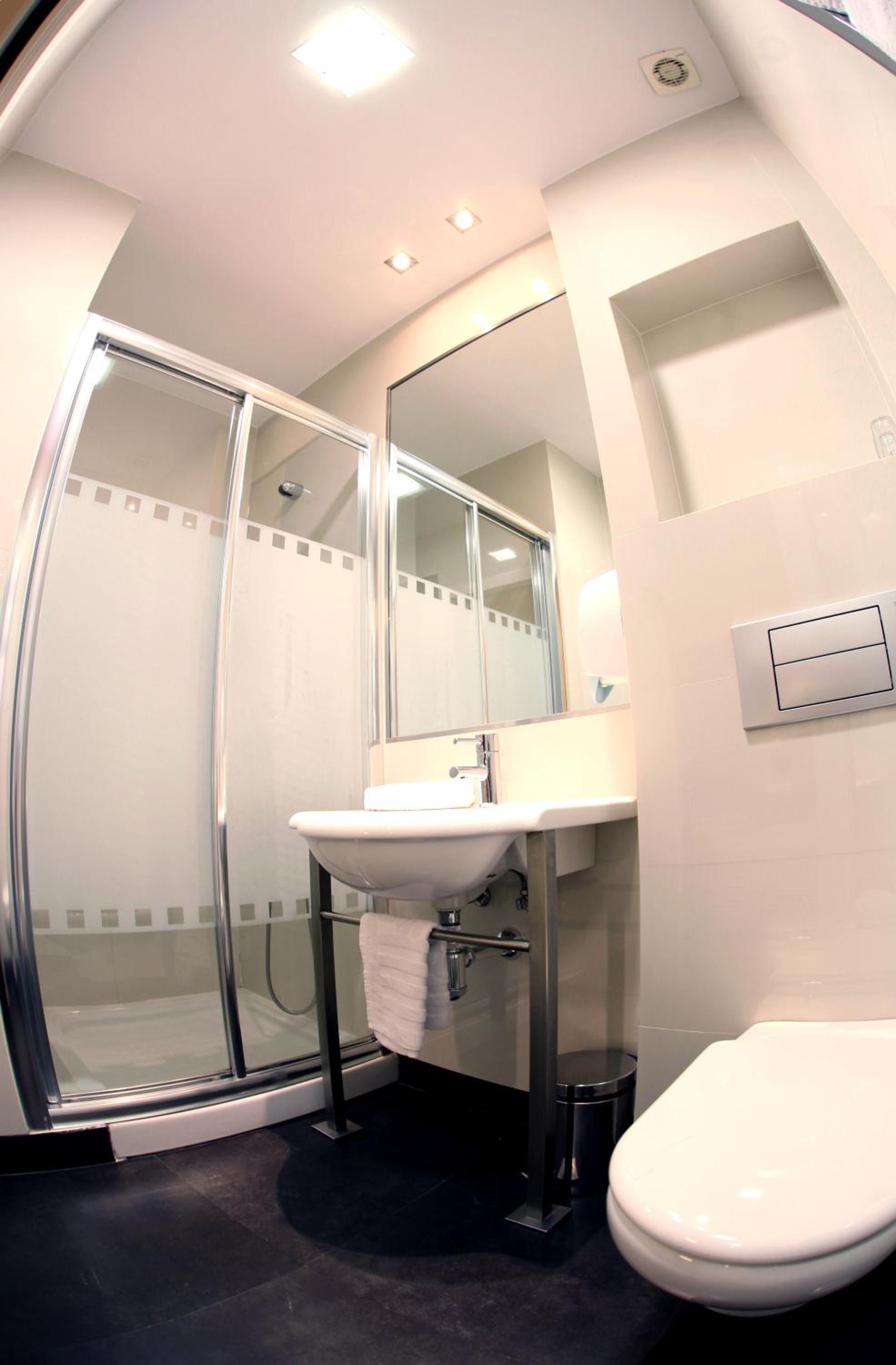 Hostal Atocha Almudena Martín 3