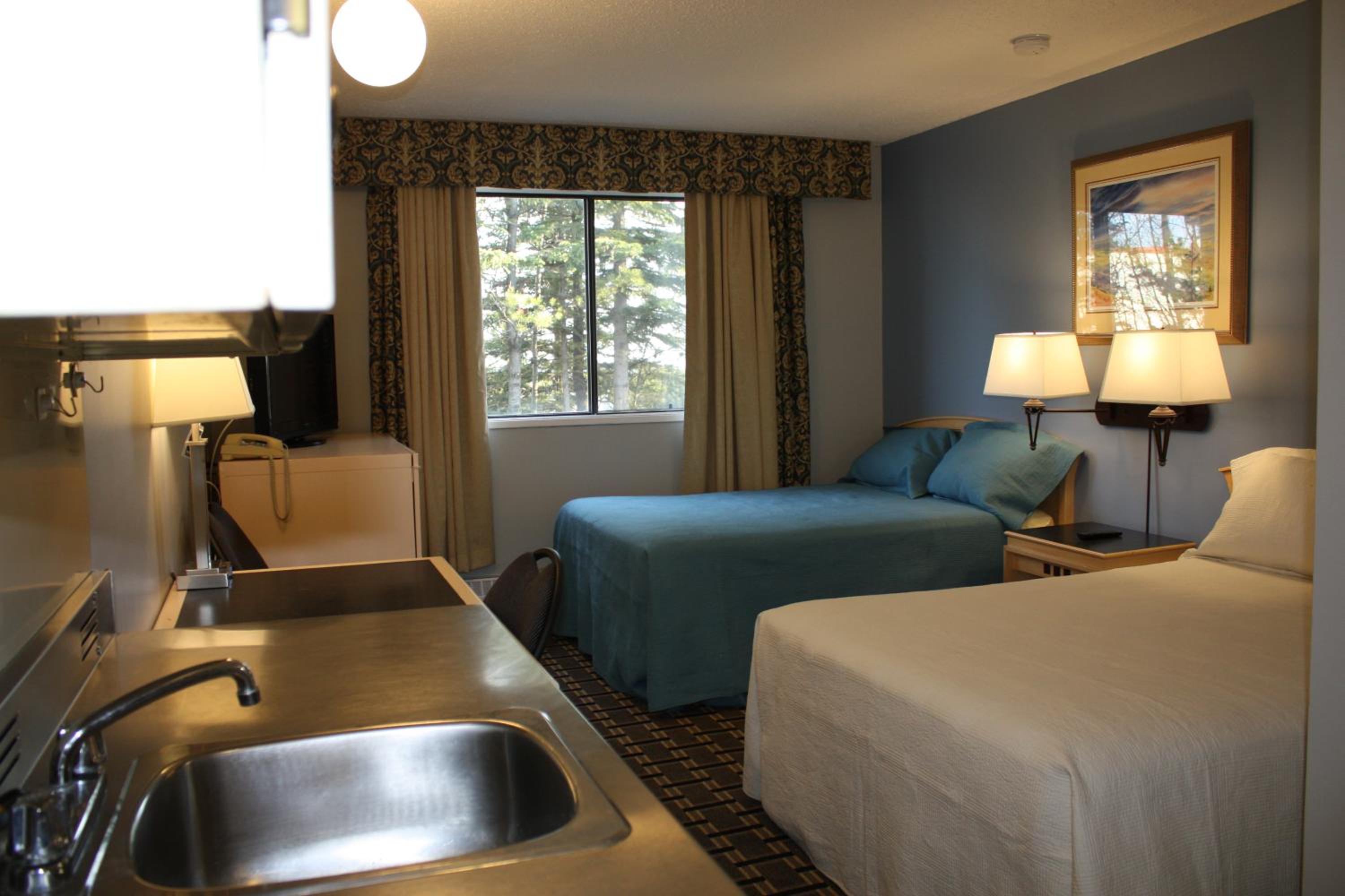 Hillcrest Motel