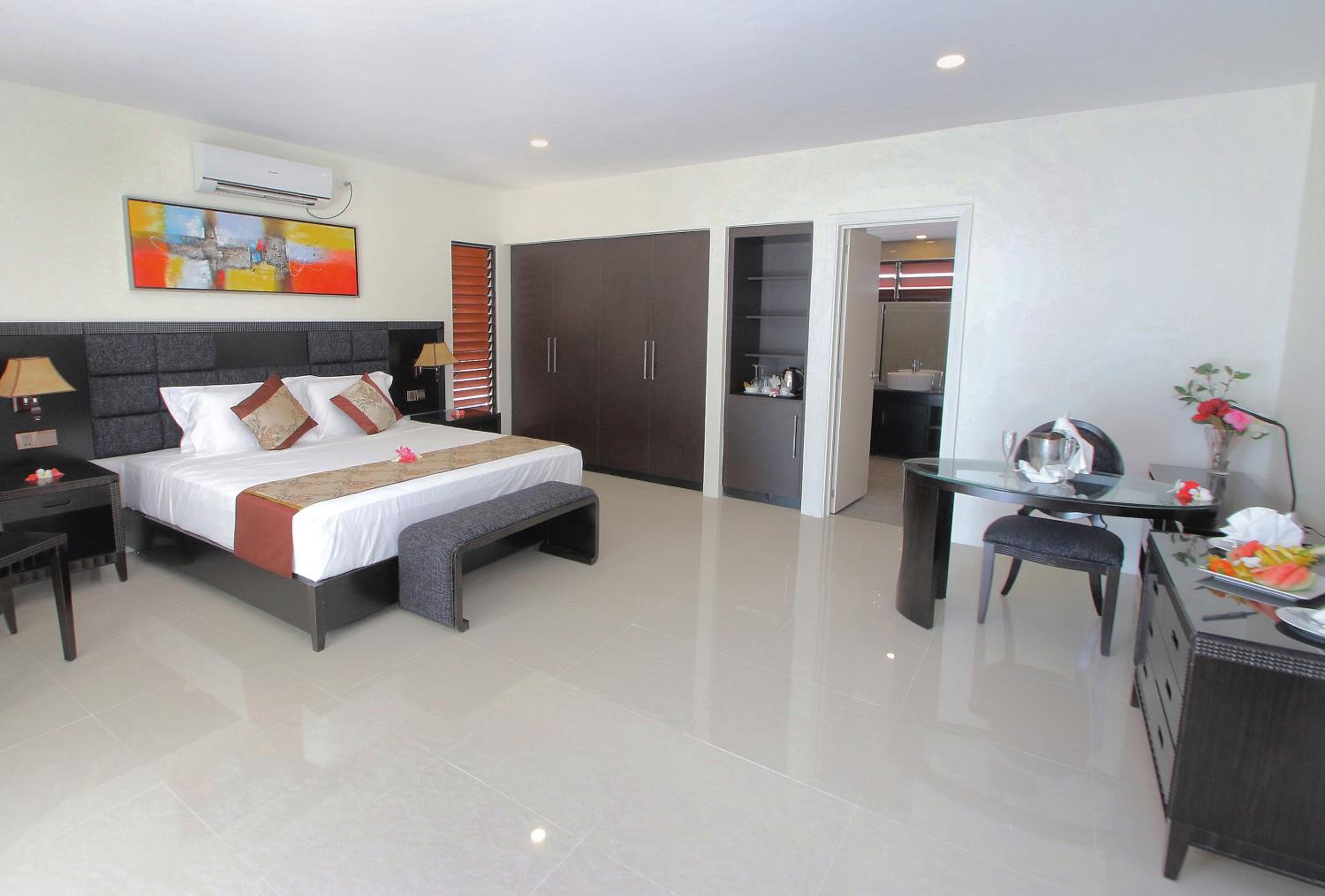 Nila Beach Resort