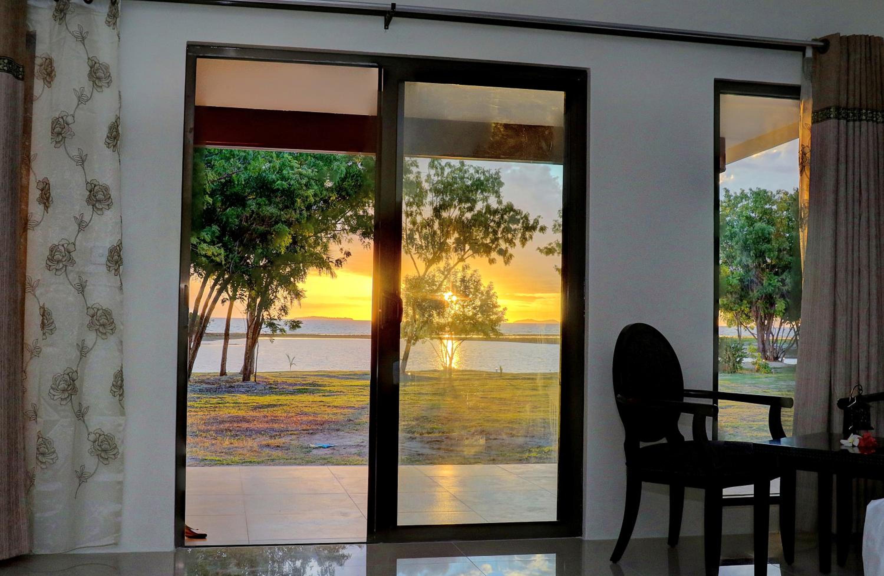 Nila Beach Resort