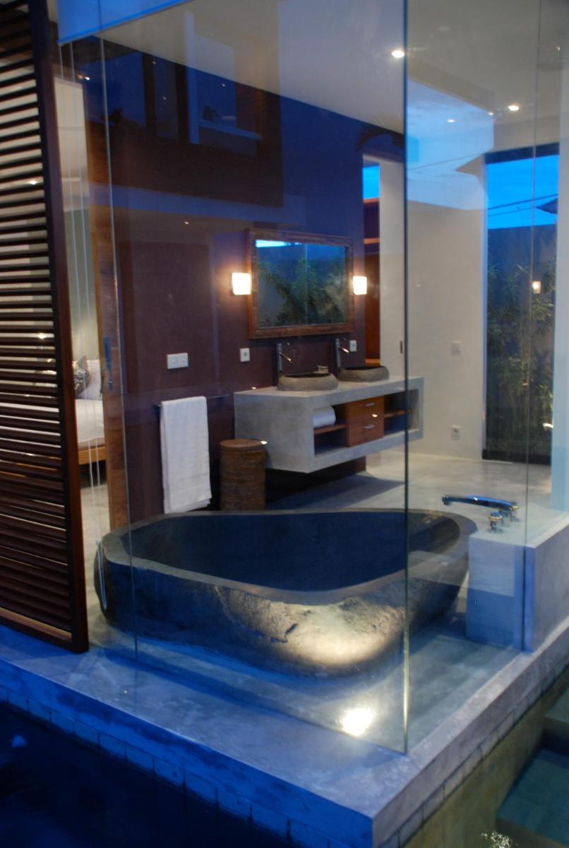 Villa Sassy view 2