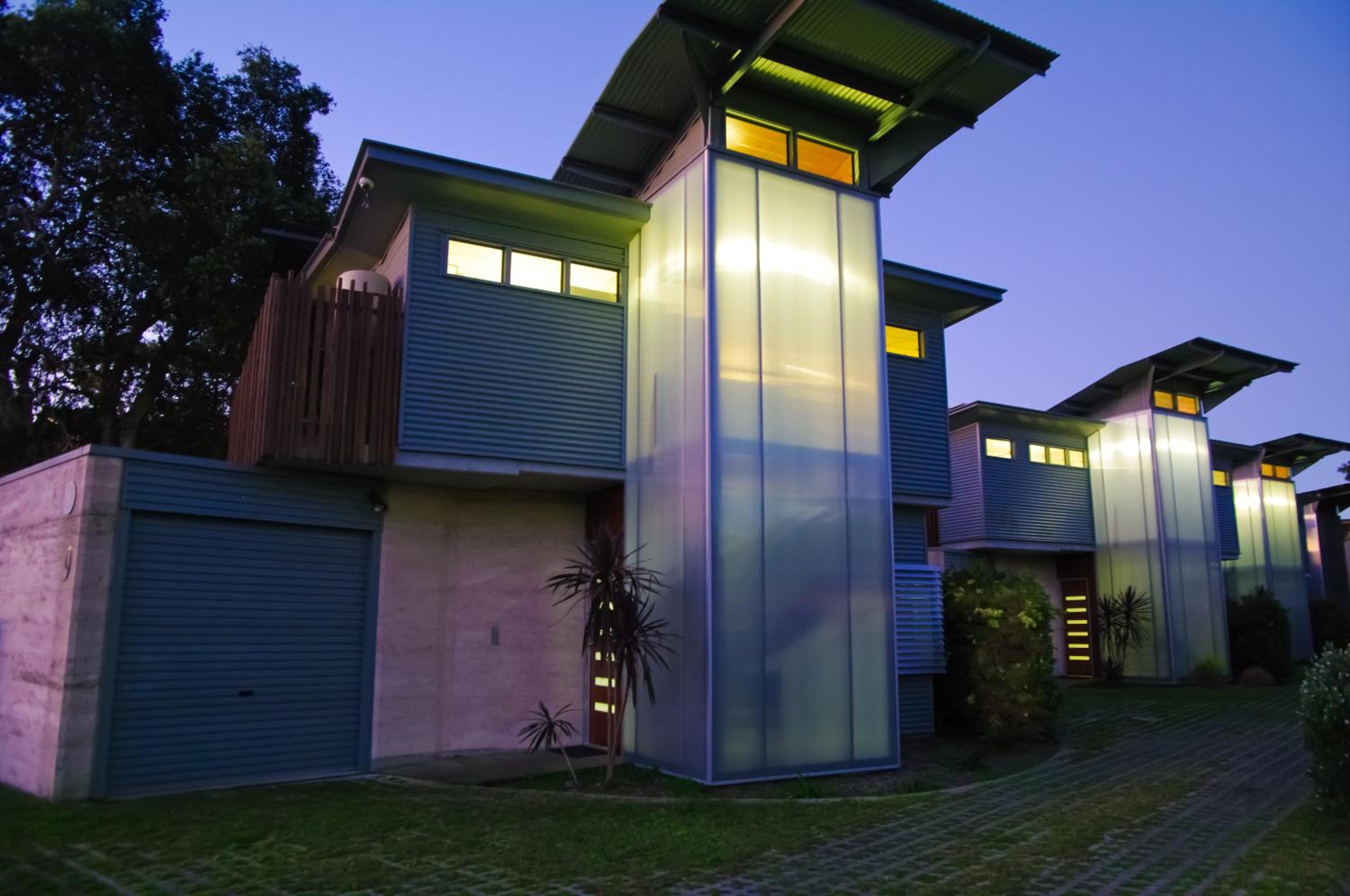 Crescent Head Spa Villa