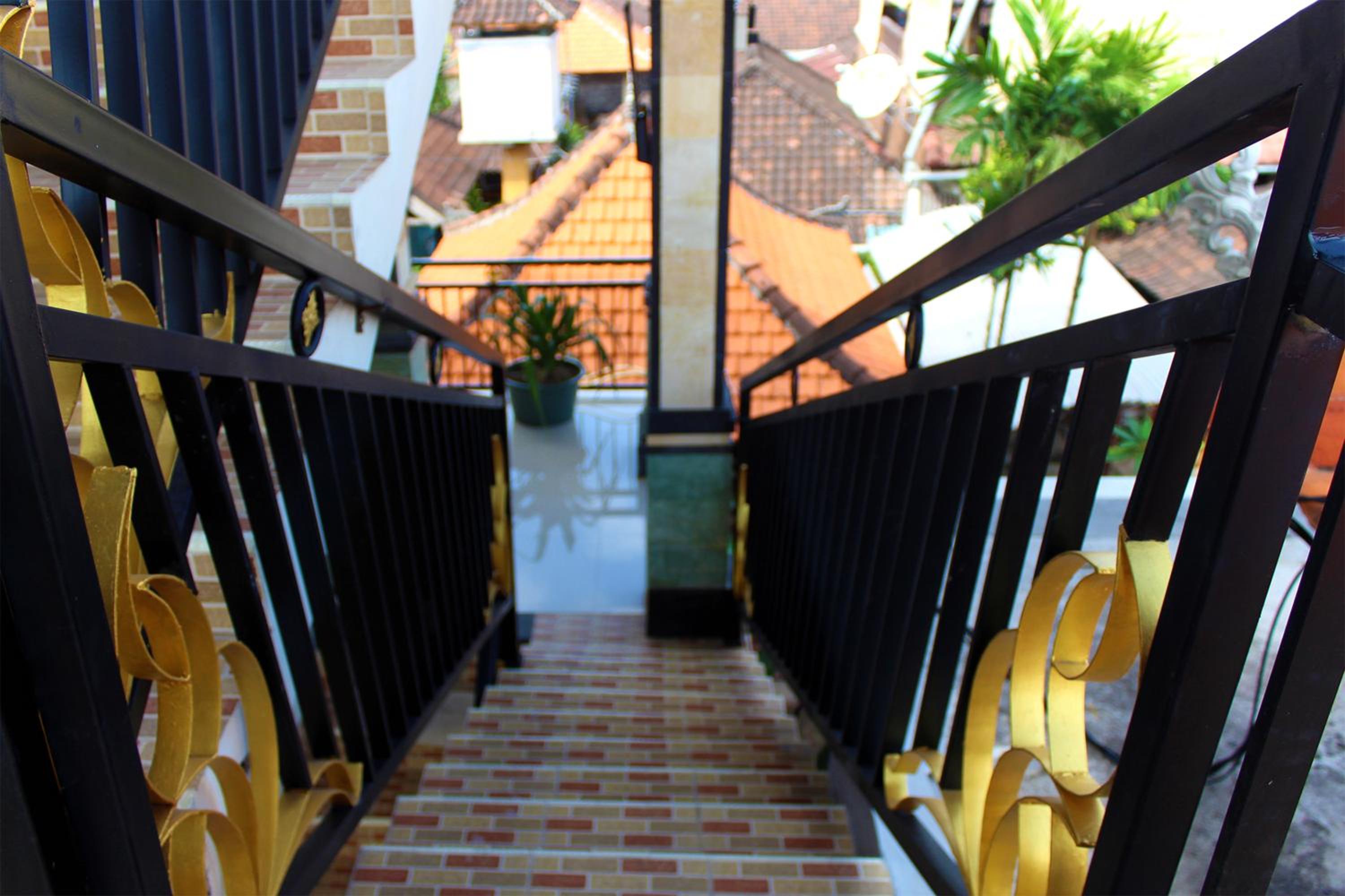 CR Tris Rooms Seminyak