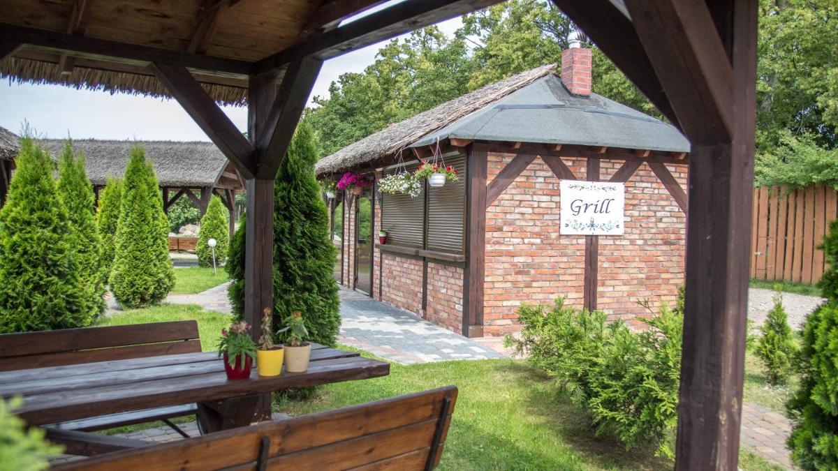 outdoor BBQ area