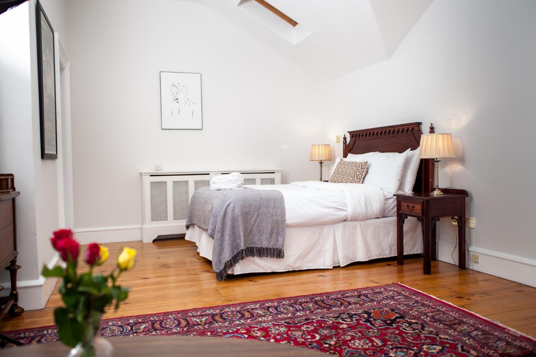 The Historical Harcourt Suites