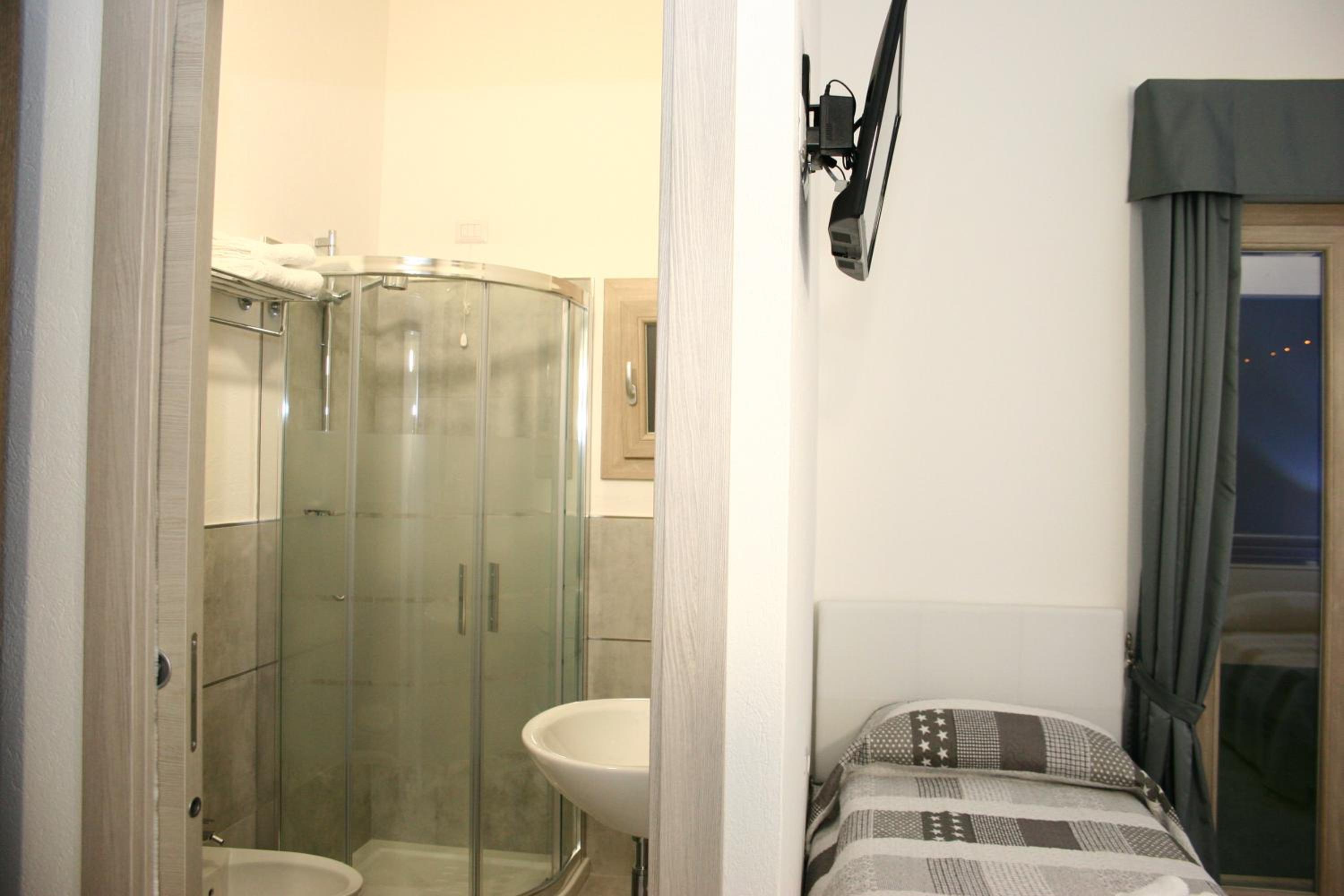 Photo 47