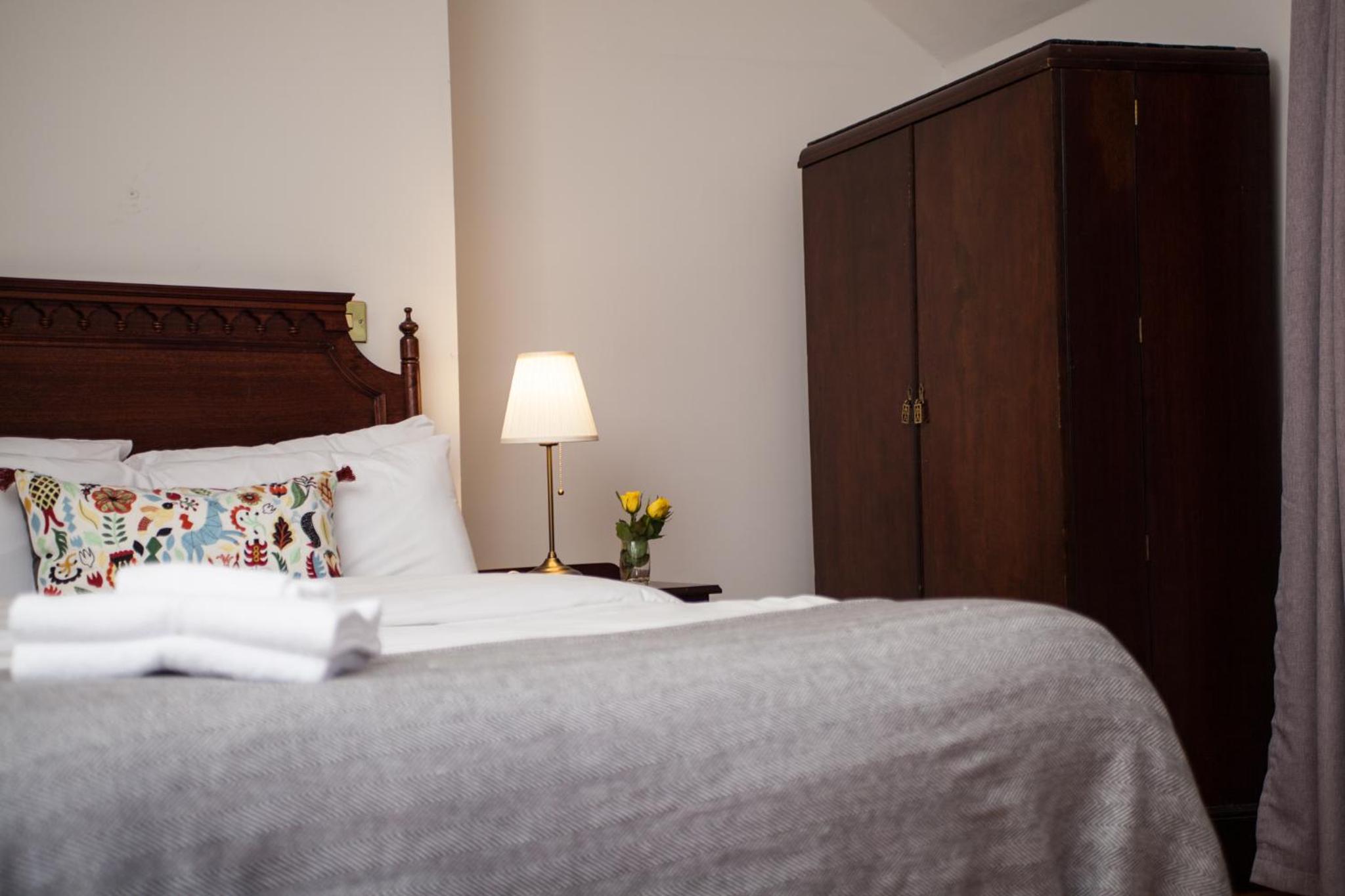 The Historical Harcourt Suites