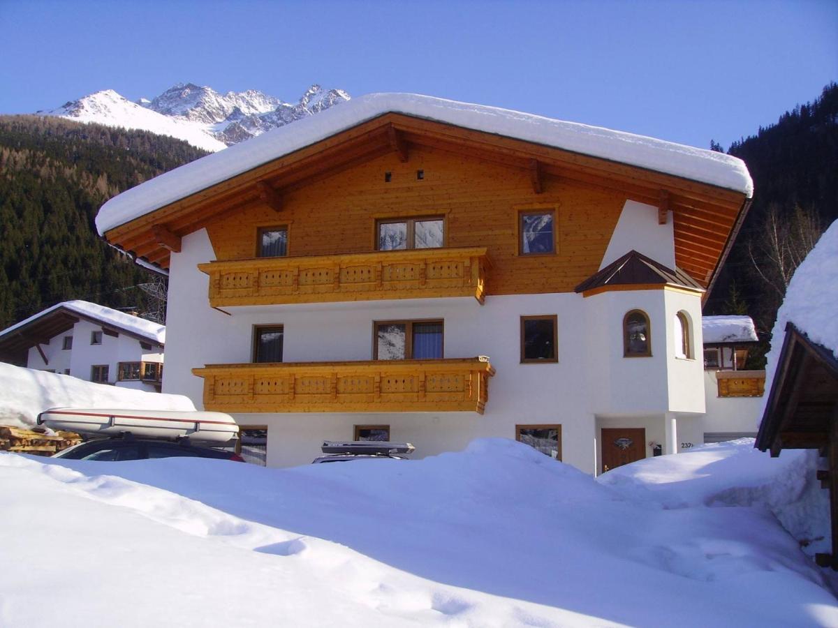 Haus Stark