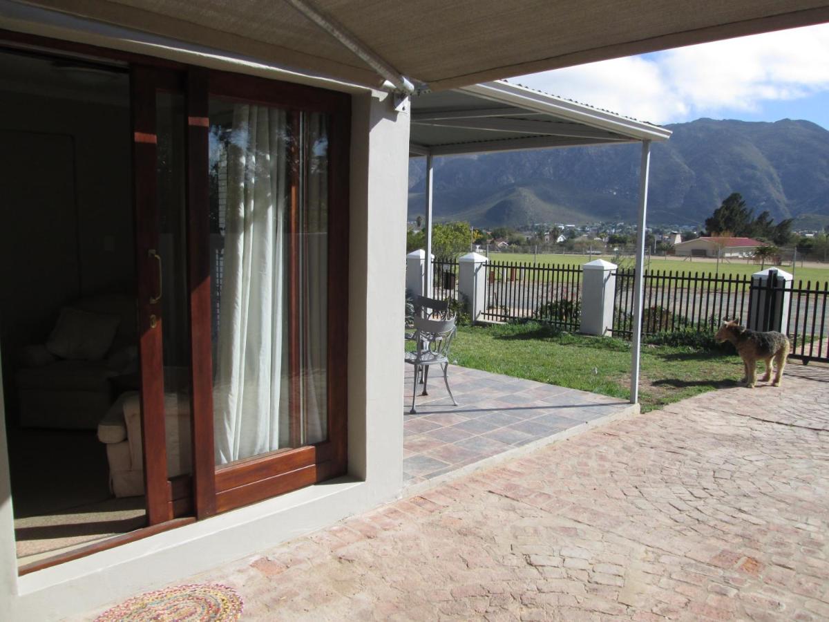 Photo 6