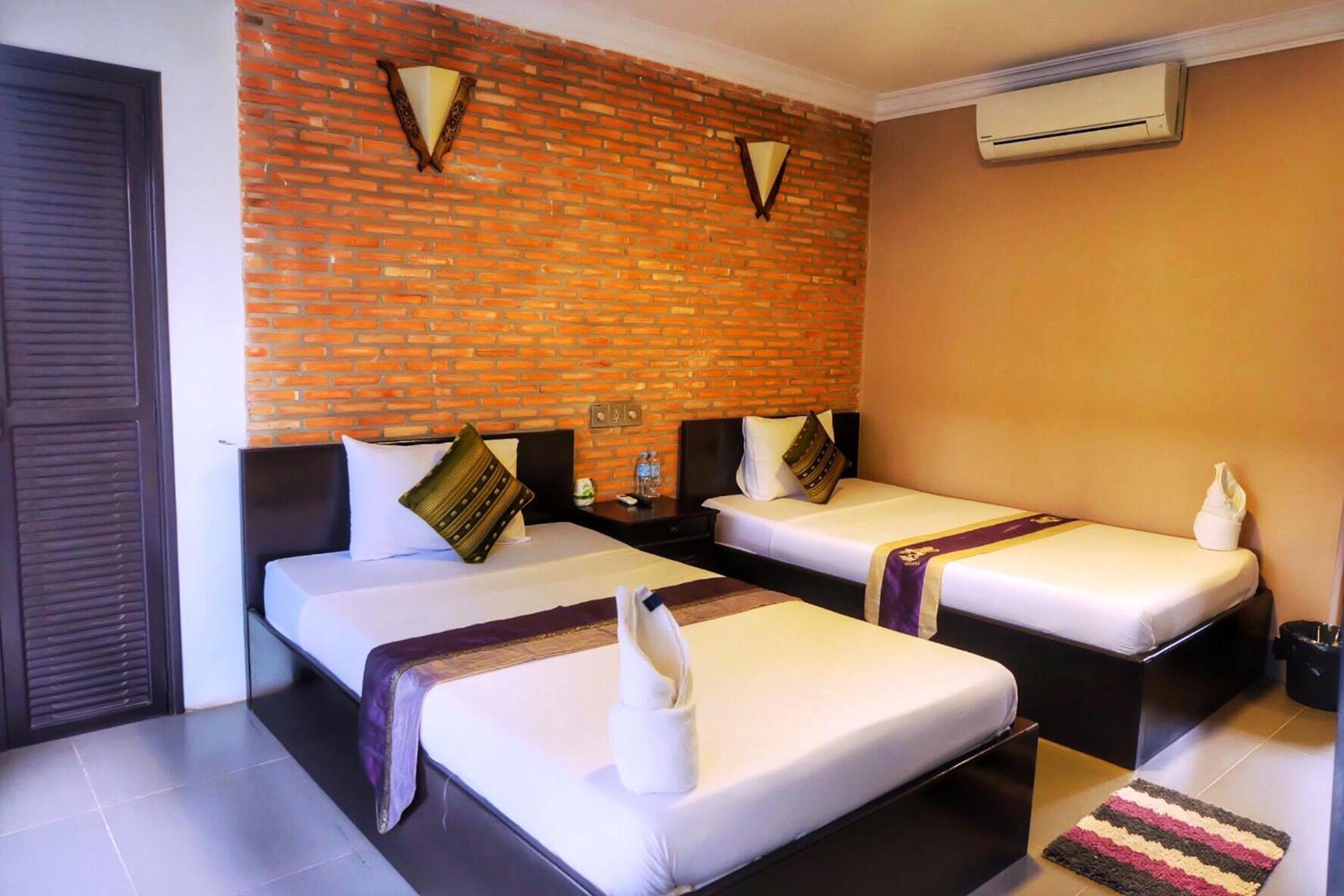VIBOLA Guesthouse — photo 11