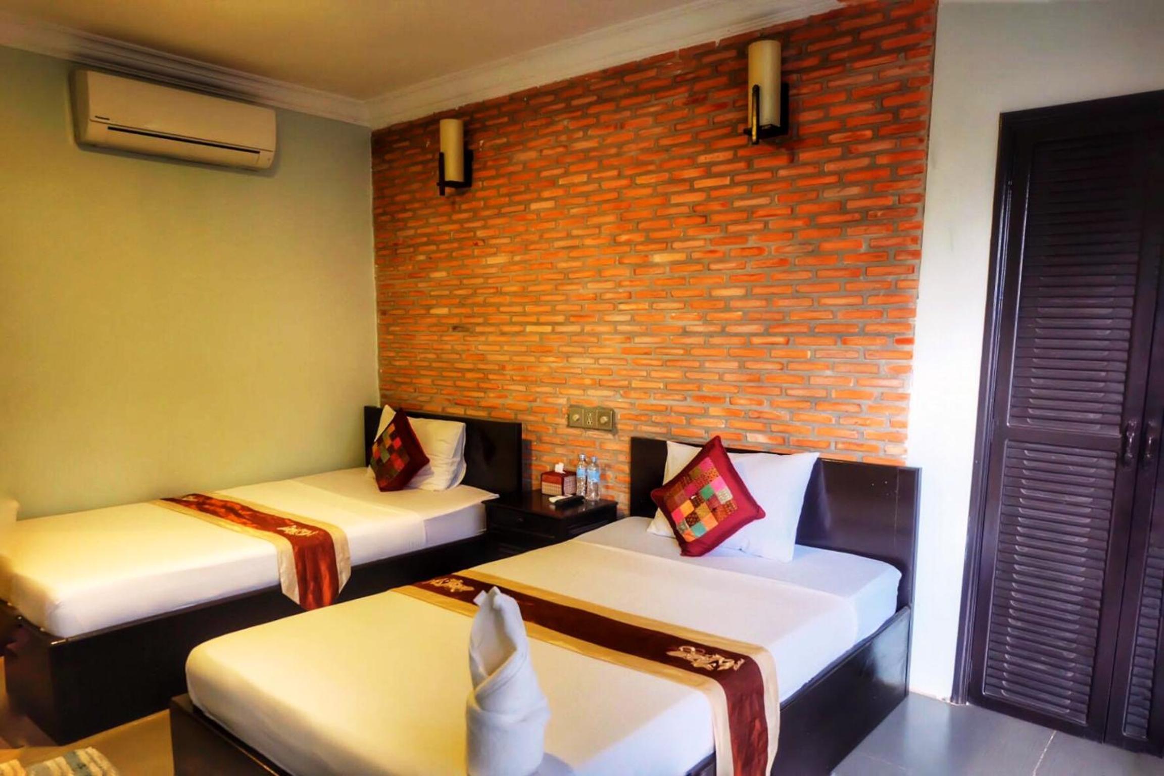VIBOLA Guesthouse — photo 19