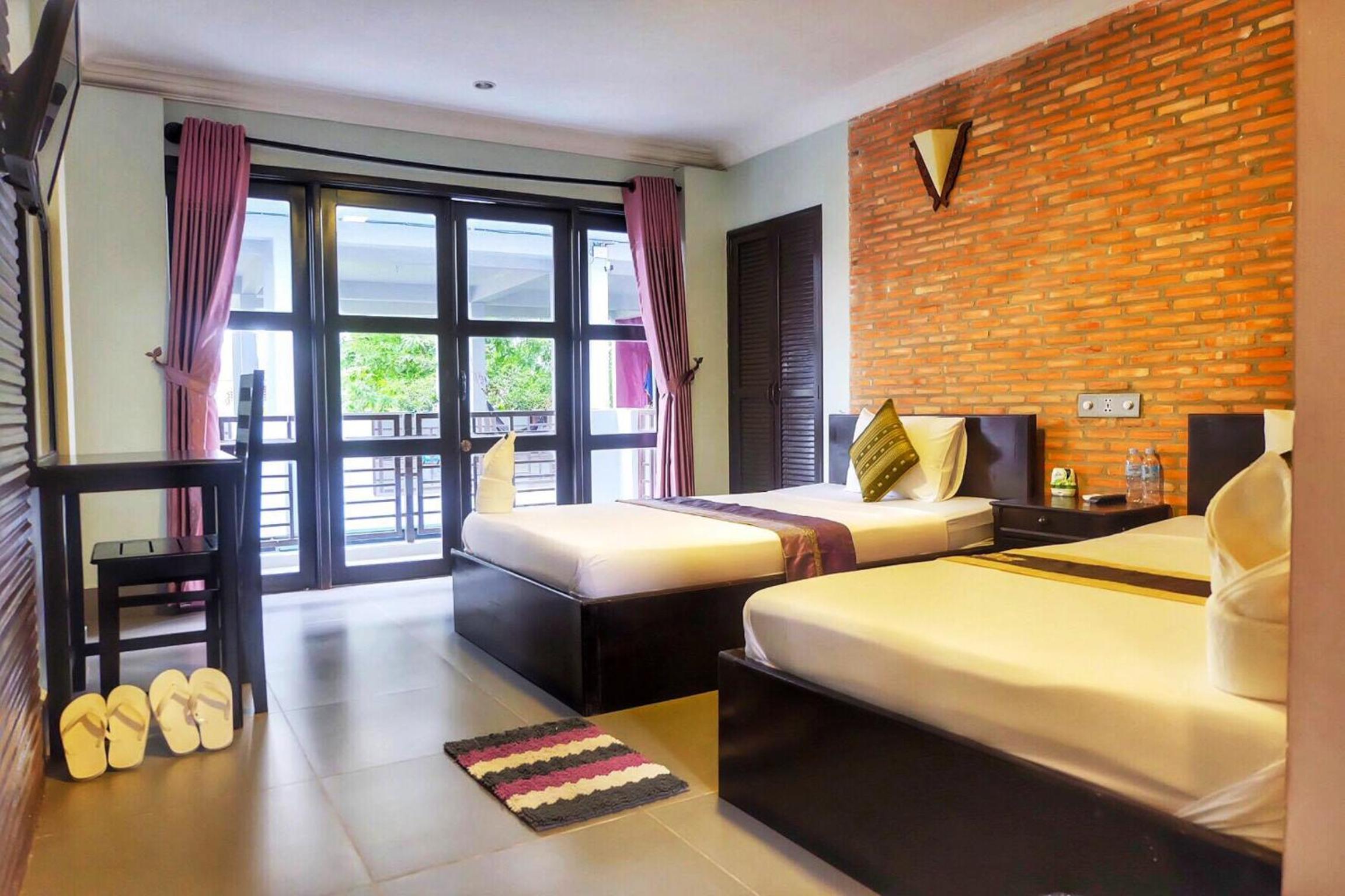 VIBOLA Guesthouse