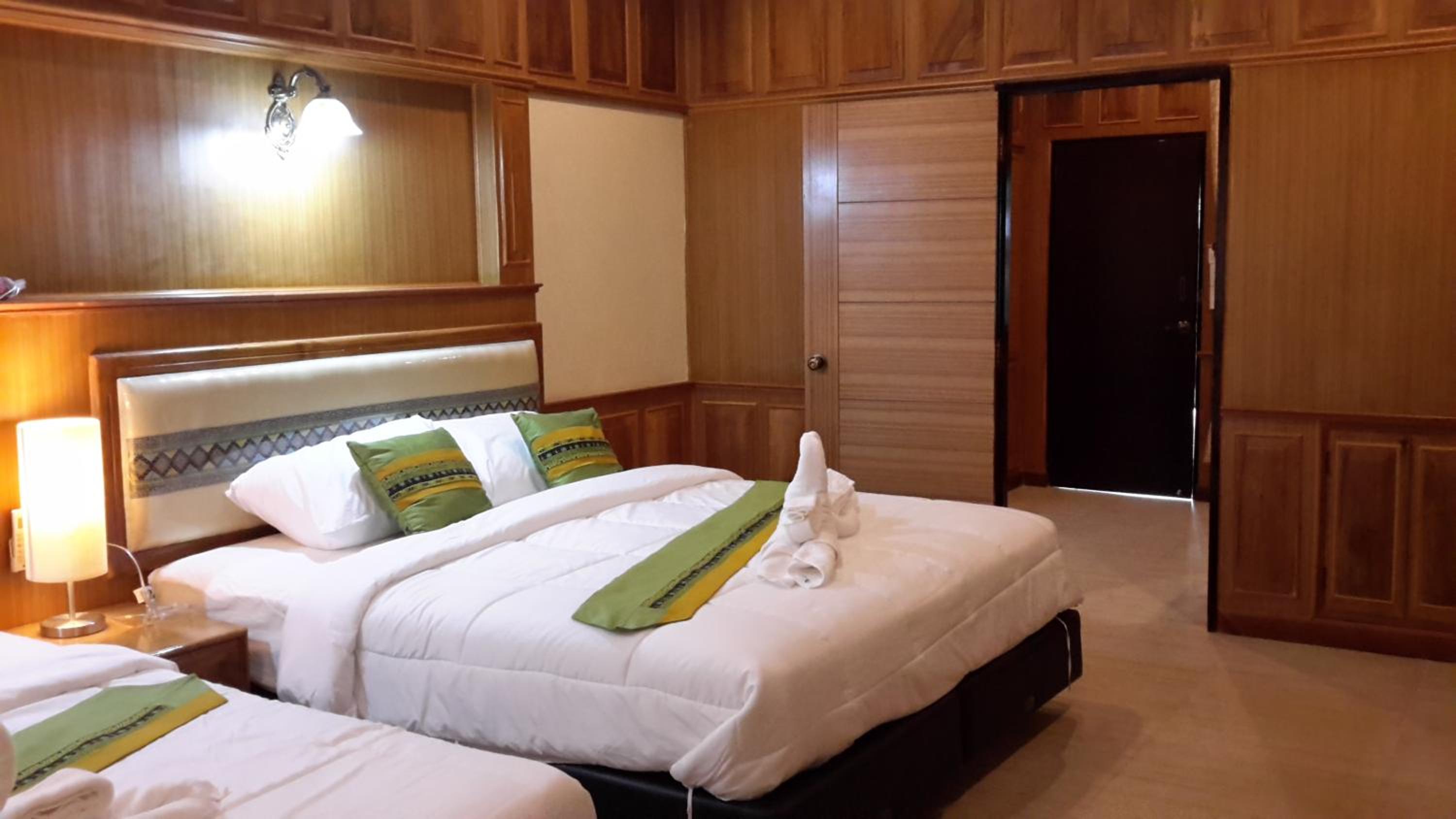 Sisatchanalai Heritage Resort