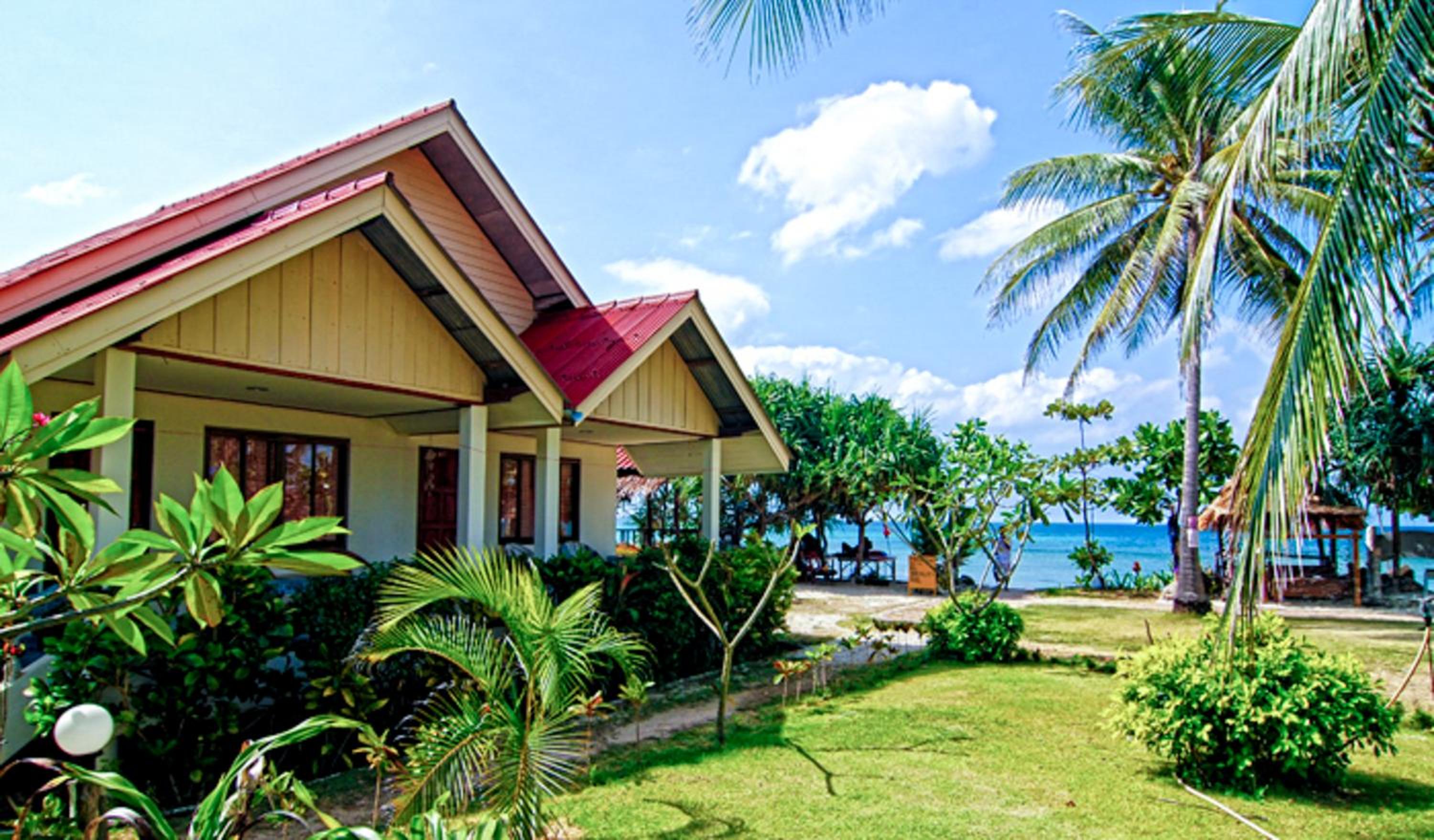 Hotel Lanta Emerald Bungalow - Image 1