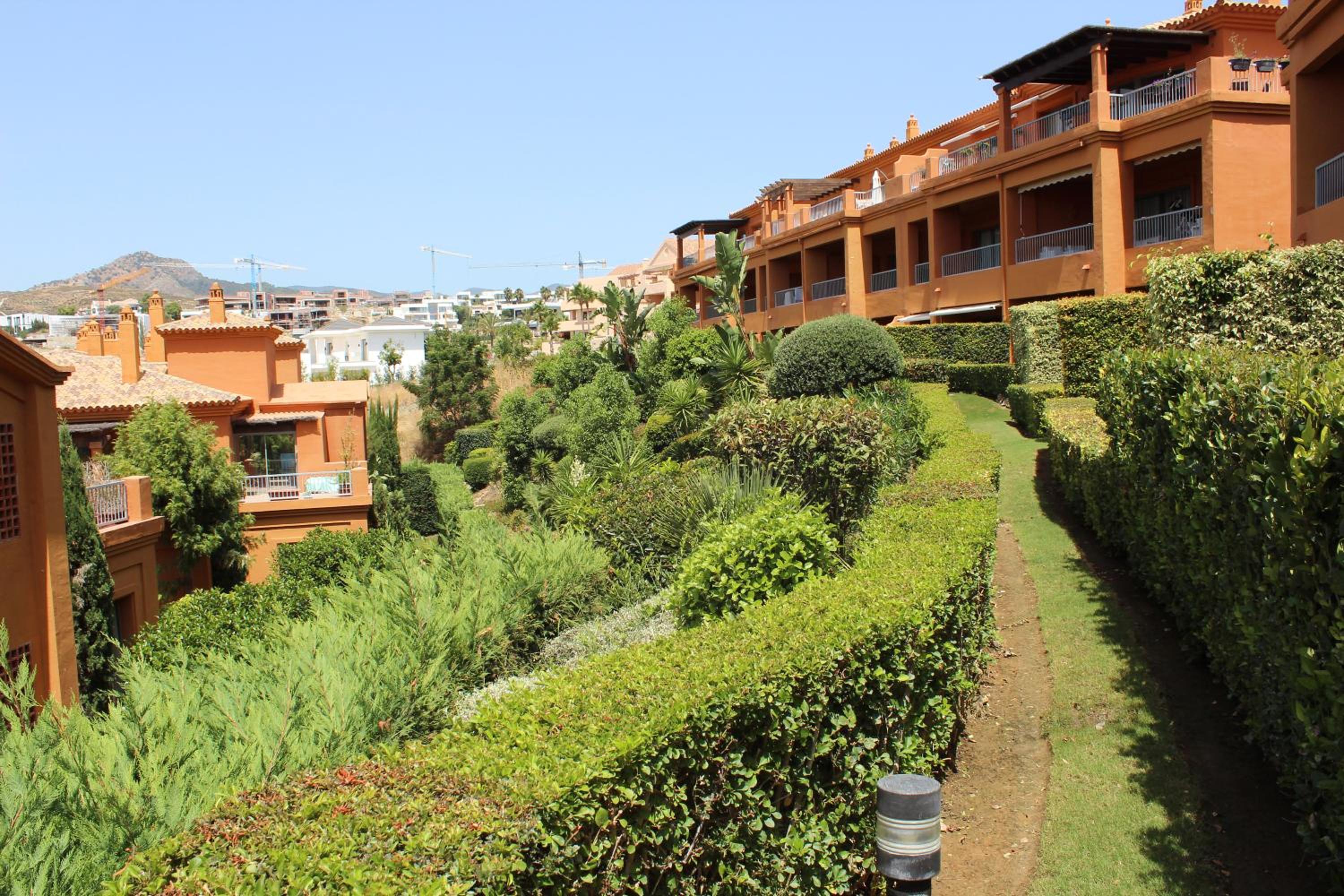 Benatalaya Estepona