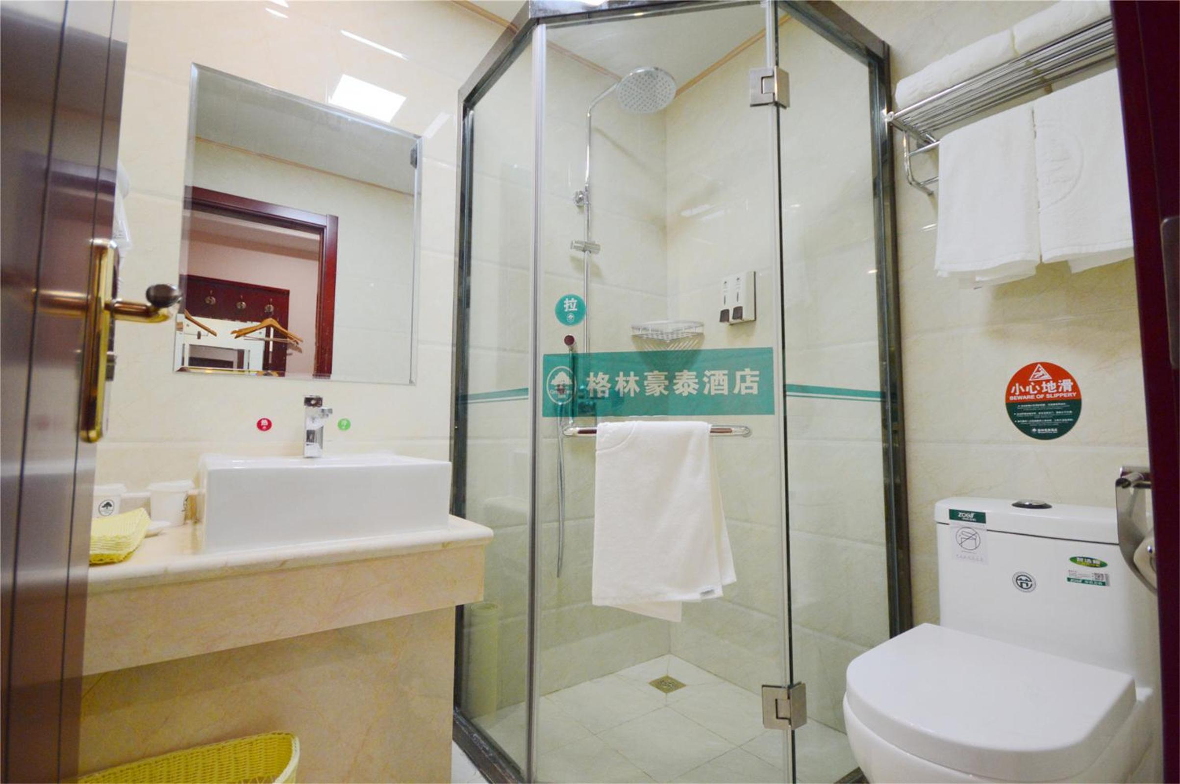 Shell Bengbu Huaiyuan County West Yuwang Road Hotel - Property Image 2