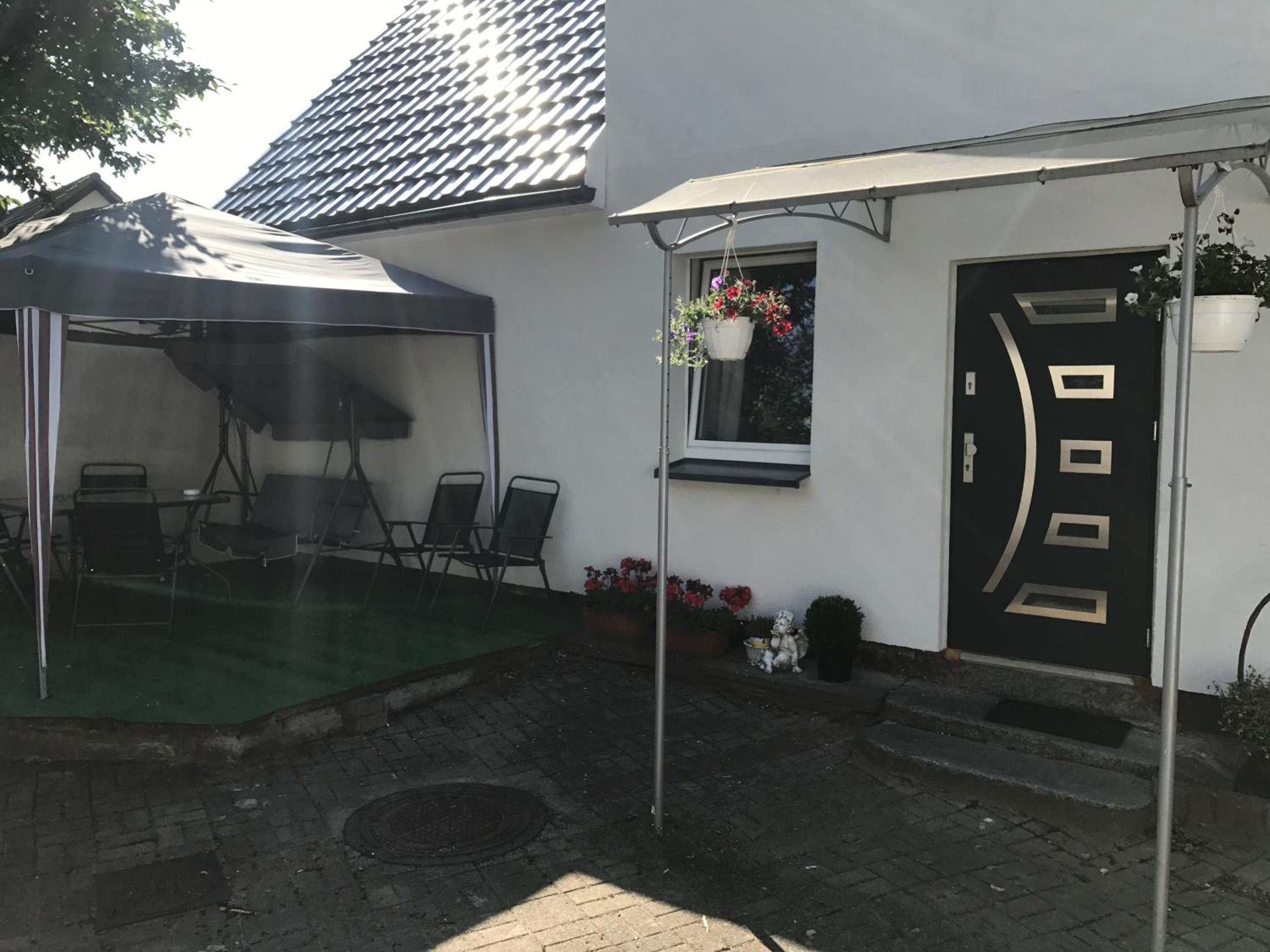 have-a-nice-Stay - Monteurunterkunft - Einzelbetten - Bad - Küche - Parkplatz