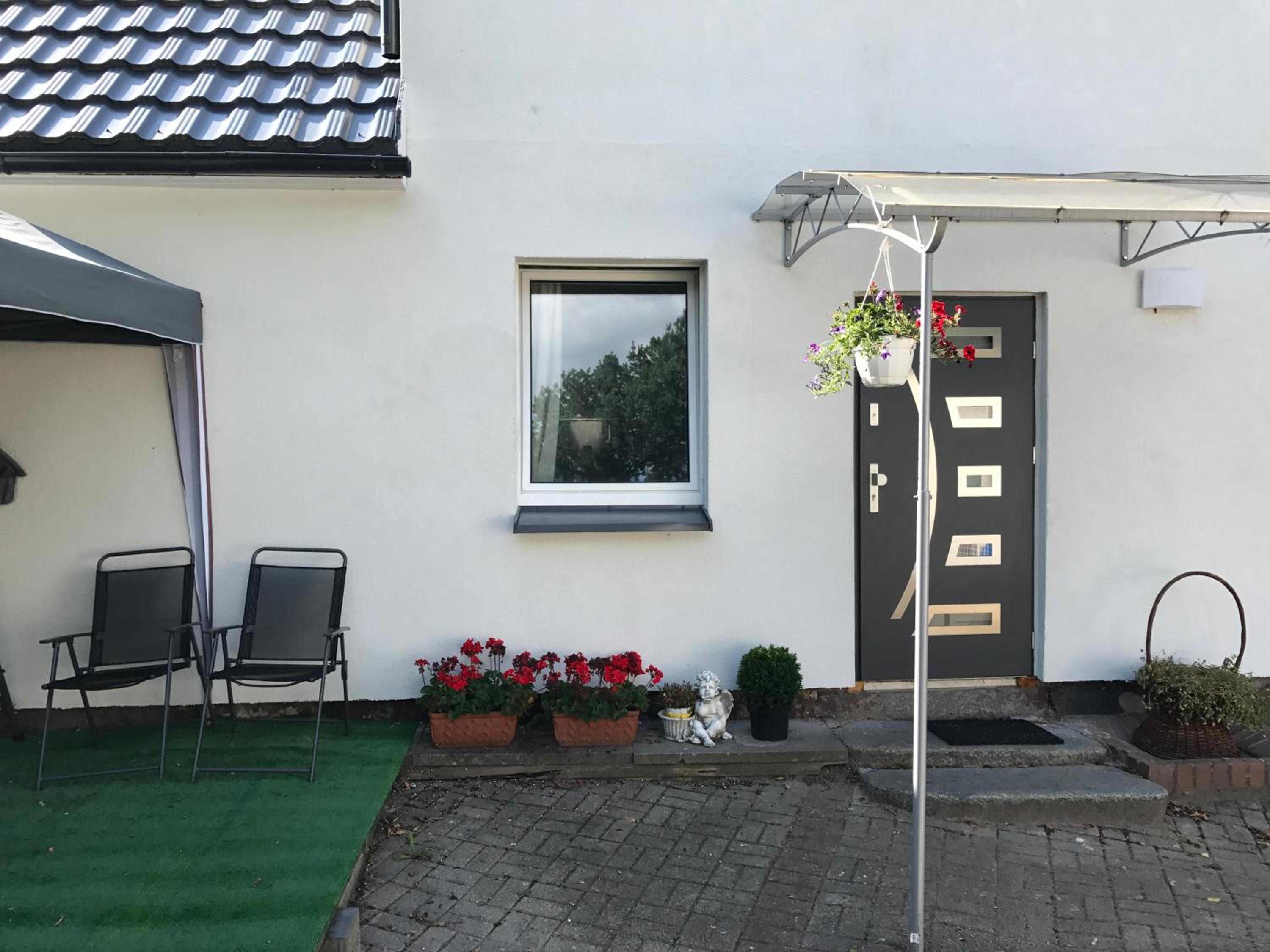have-a-nice-Stay - Monteurunterkunft - Einzelbetten - Bad - Küche - Parkplatz