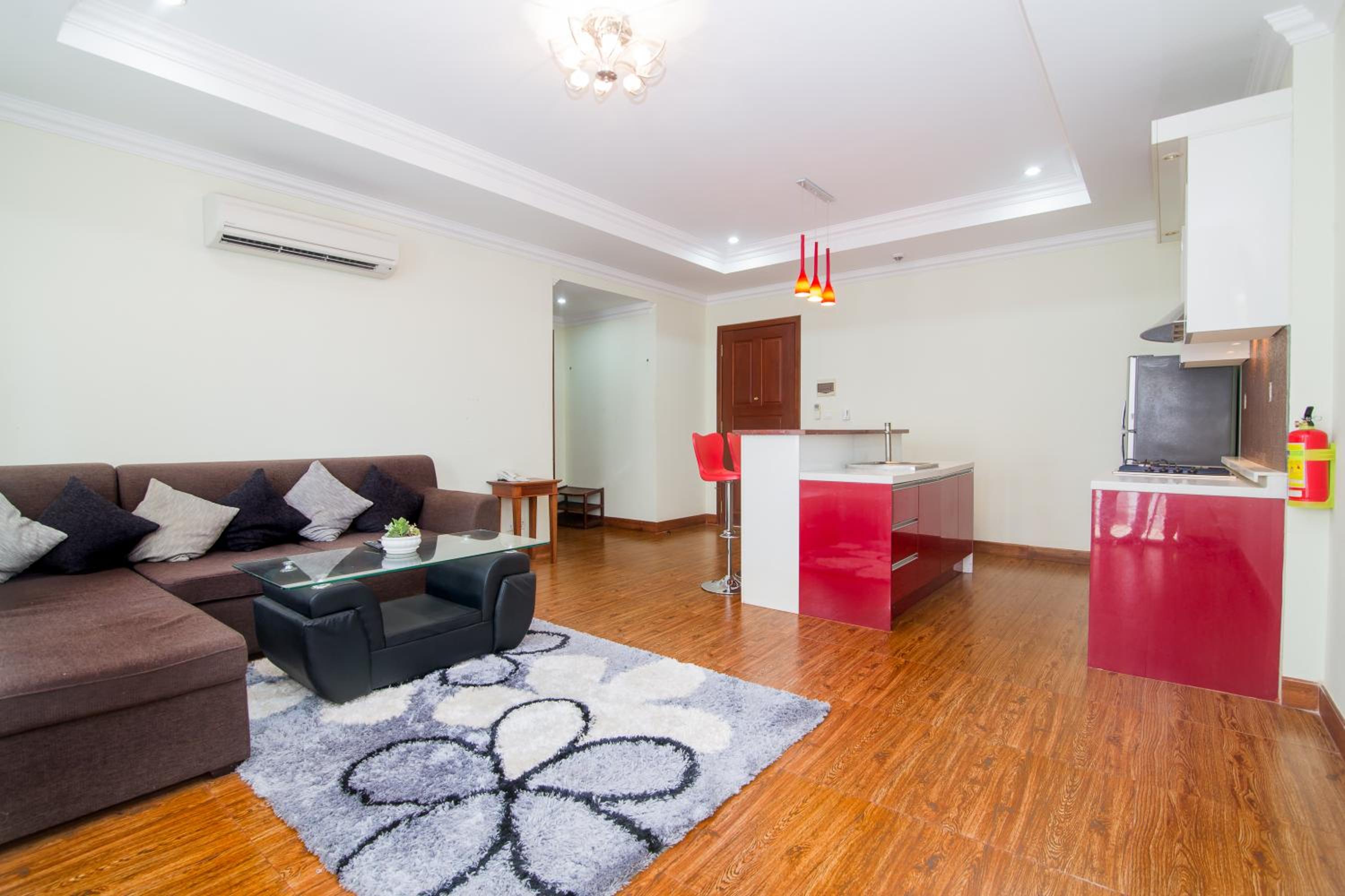 KT Apartment