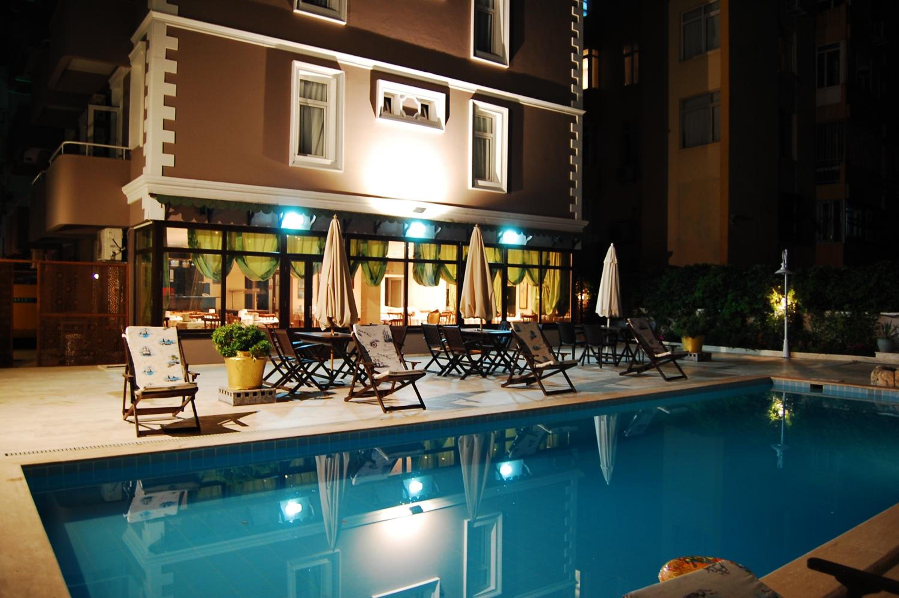 Triana Hotel - Image 25