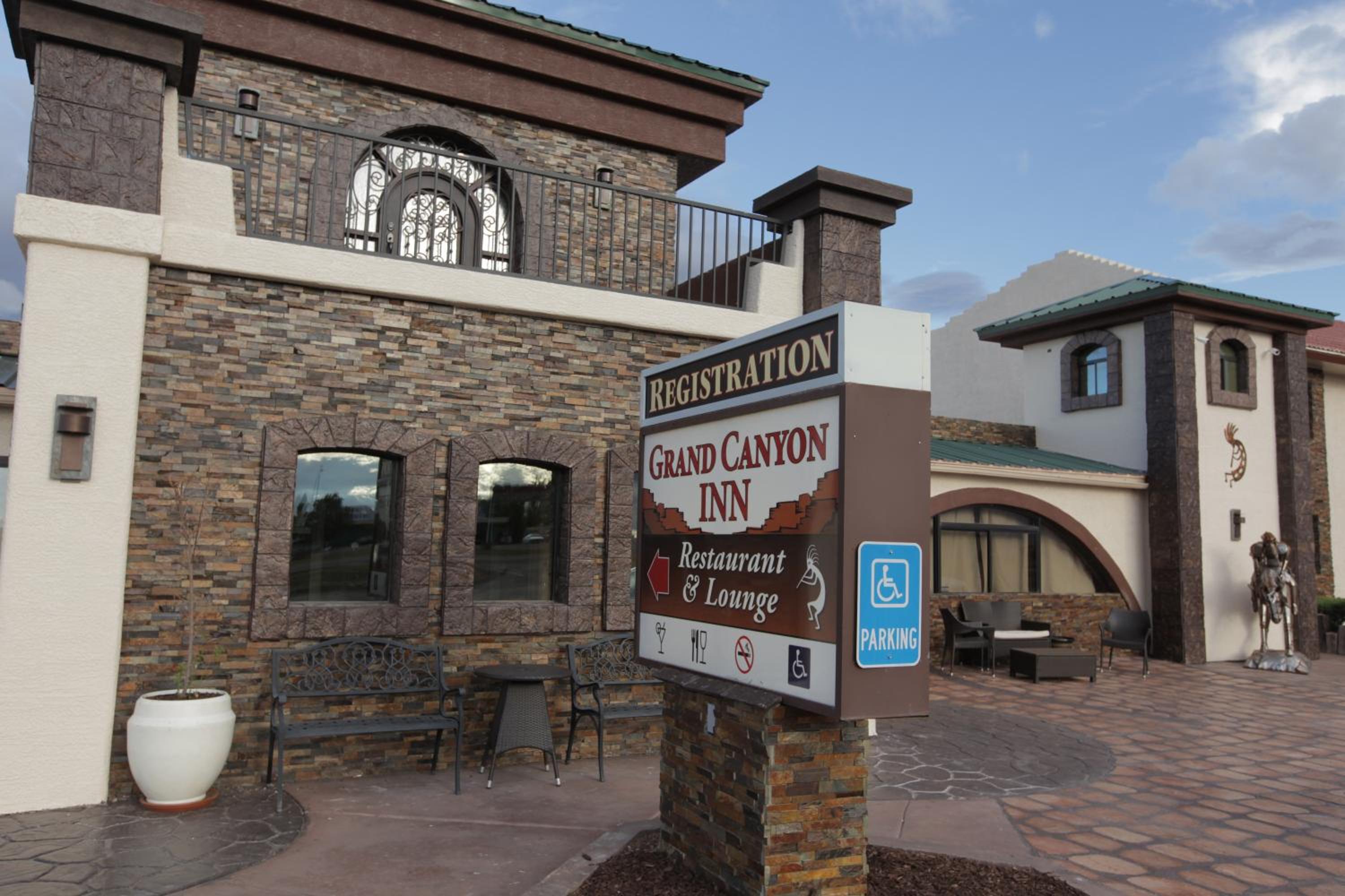 Grand Canyon Inn and Motel - South Rim Entrance view 5