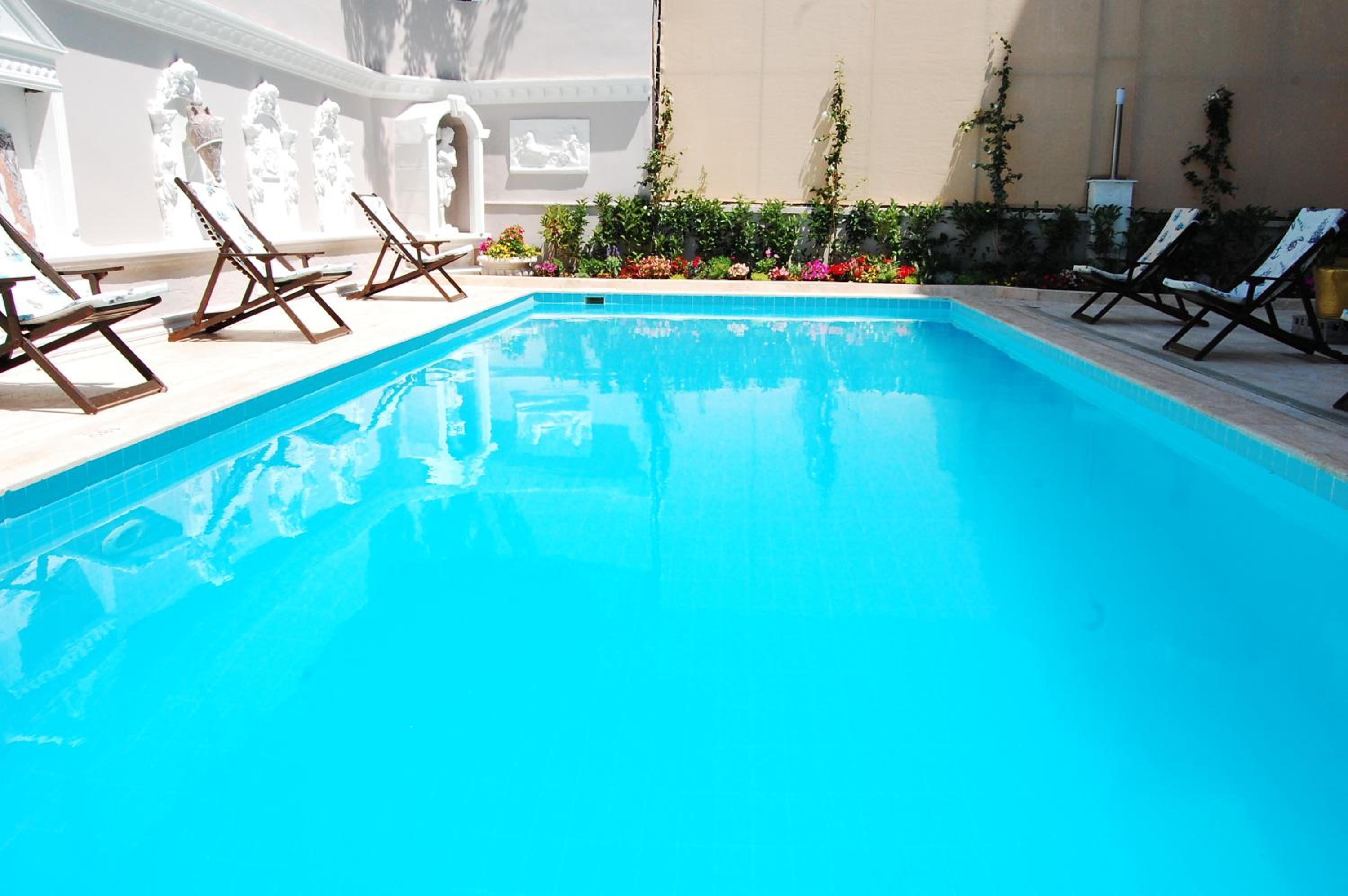 Triana Hotel - Image 22