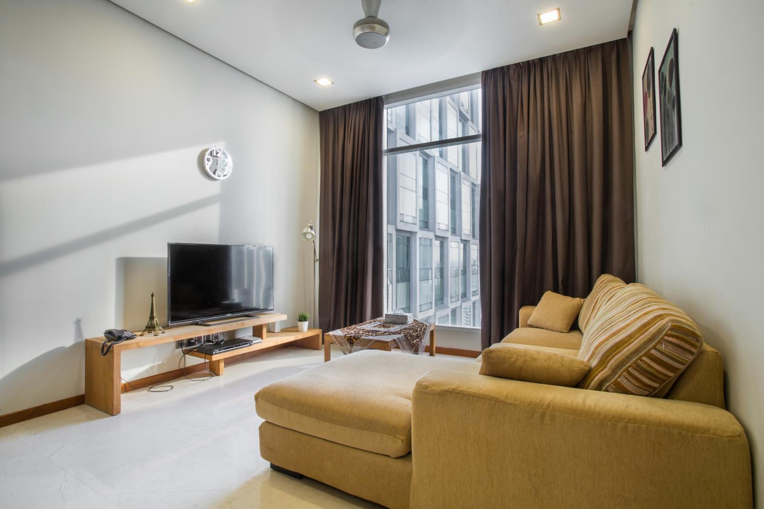 Soho Suites KLCC by 21 Century travel