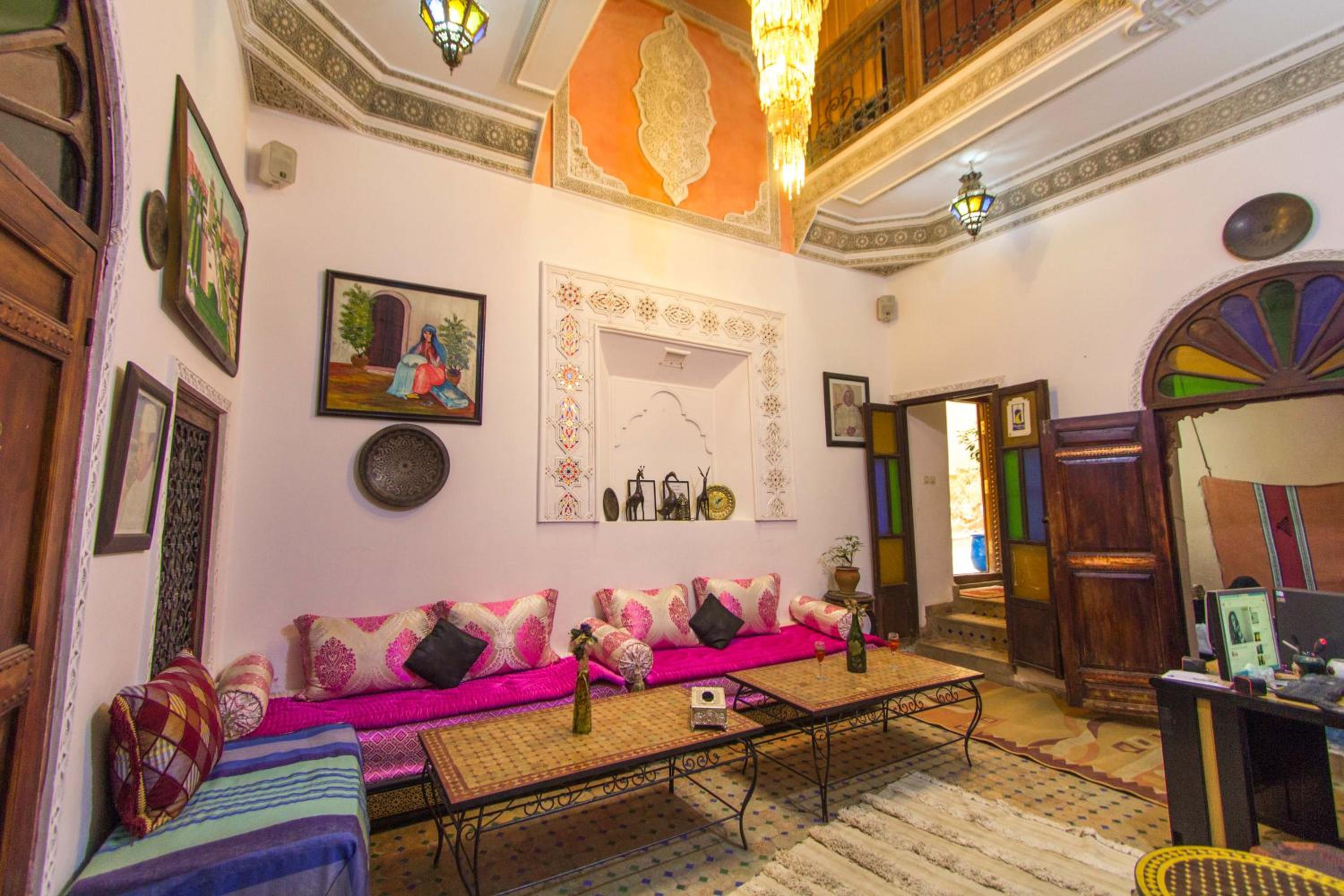 lounge