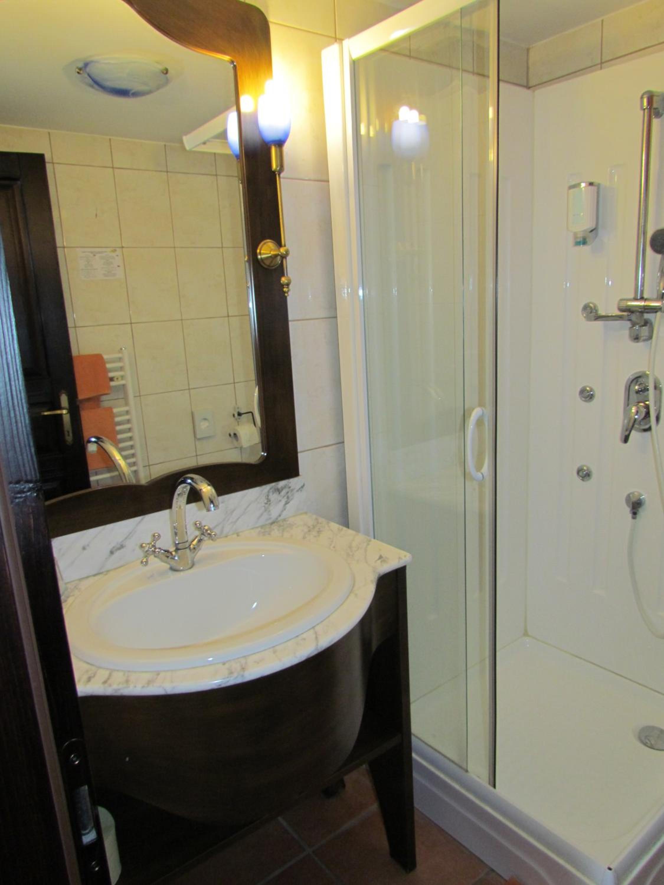 Photo 20
