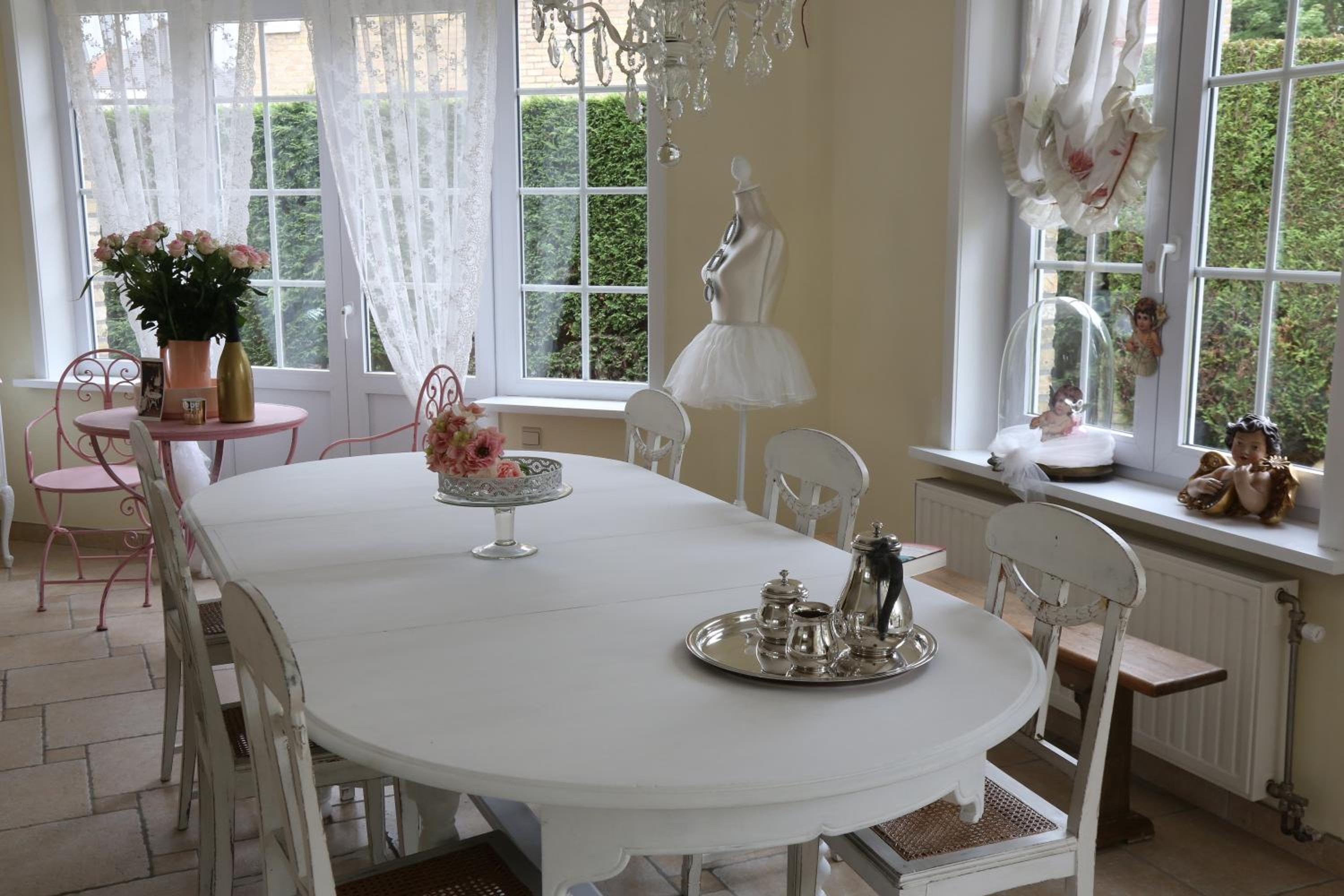 B&B Chantery