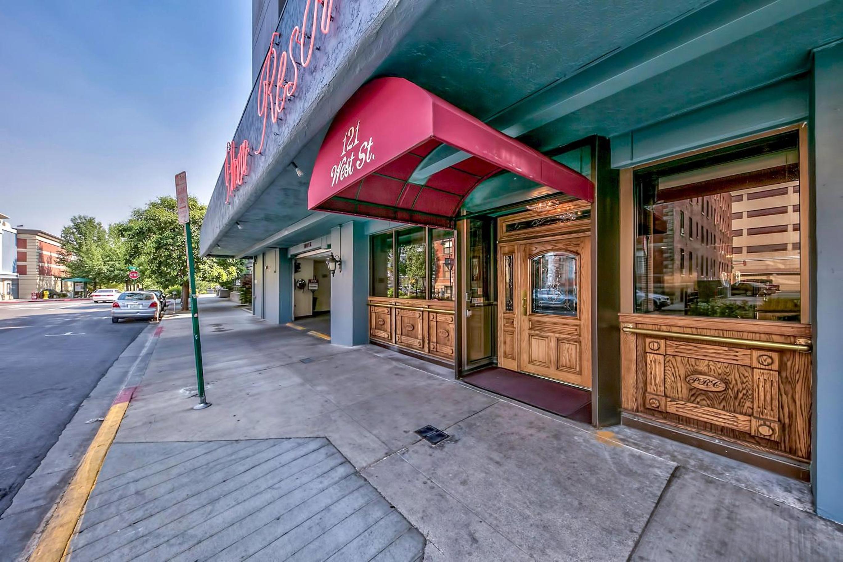 Reno Vacations - Plaza Resort Club Reno - Property Image 11