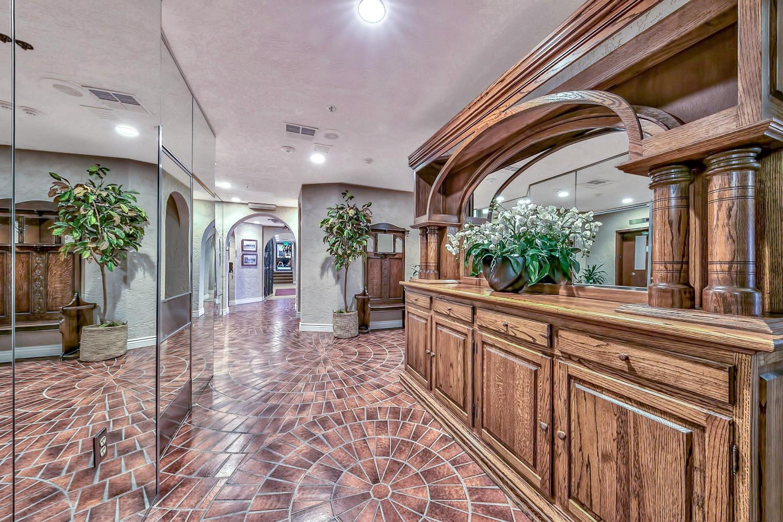Reno Vacations - Plaza Resort Club Reno - Property Image 19