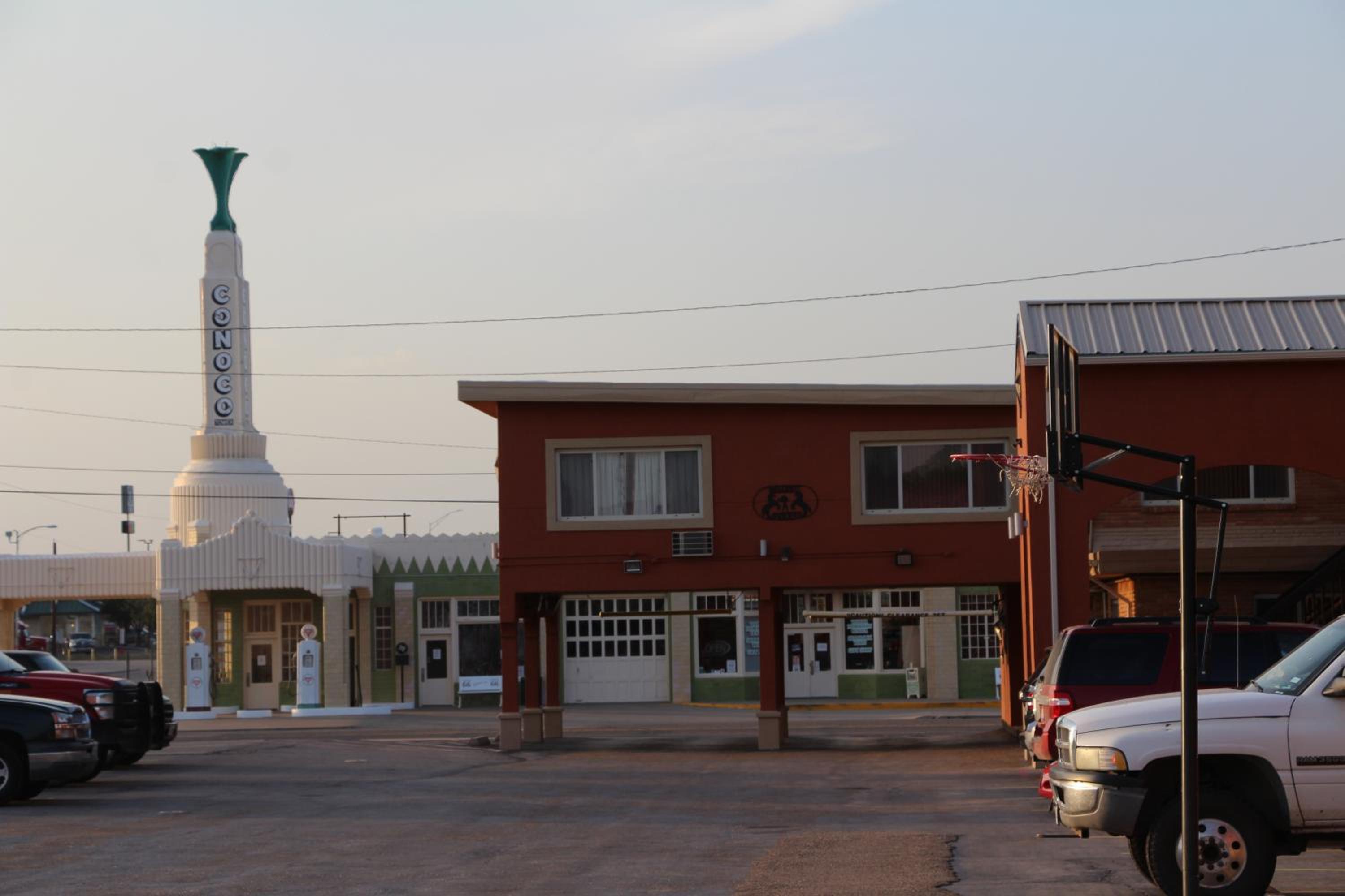 Western Motel