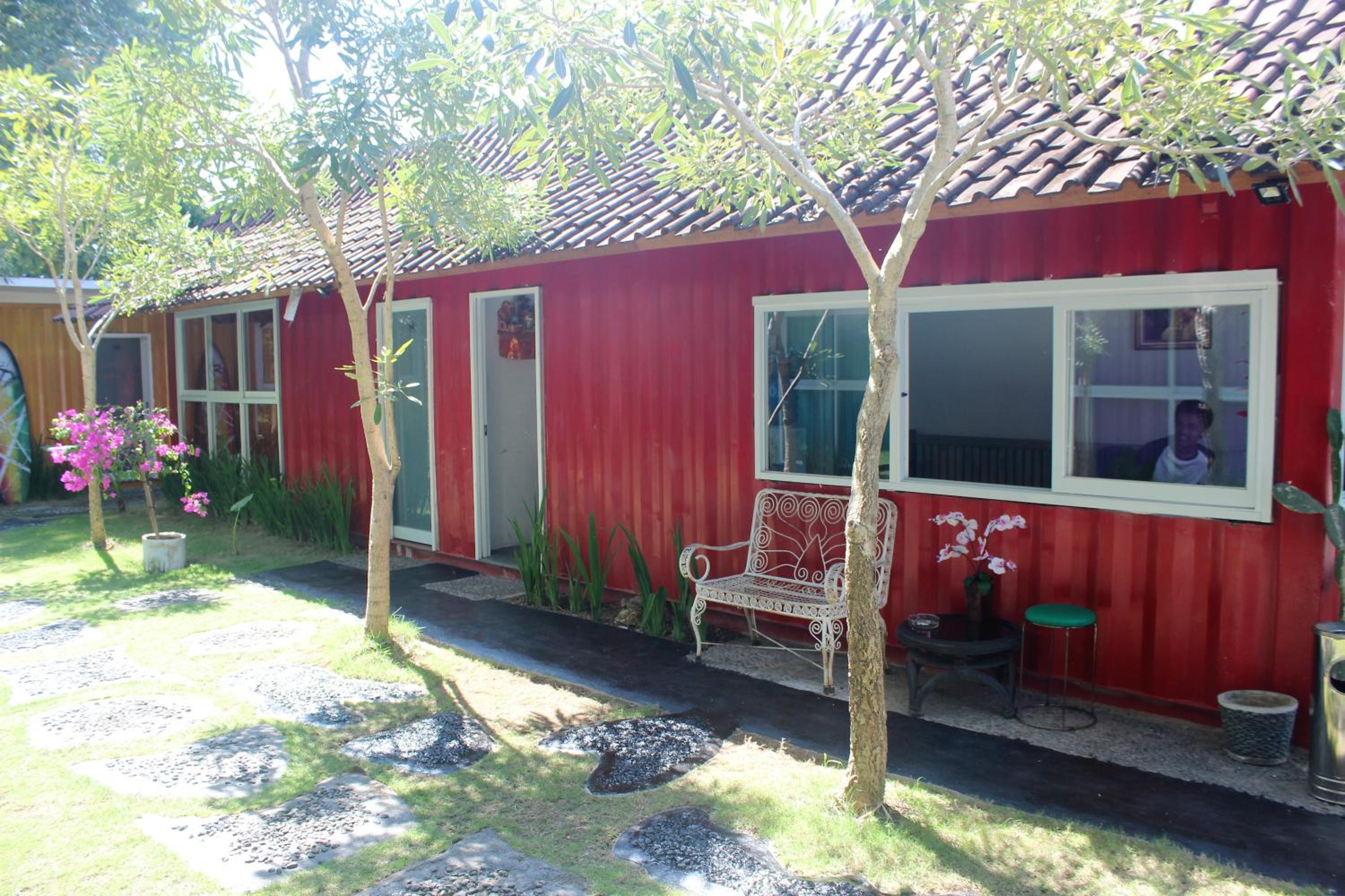 Photo 12