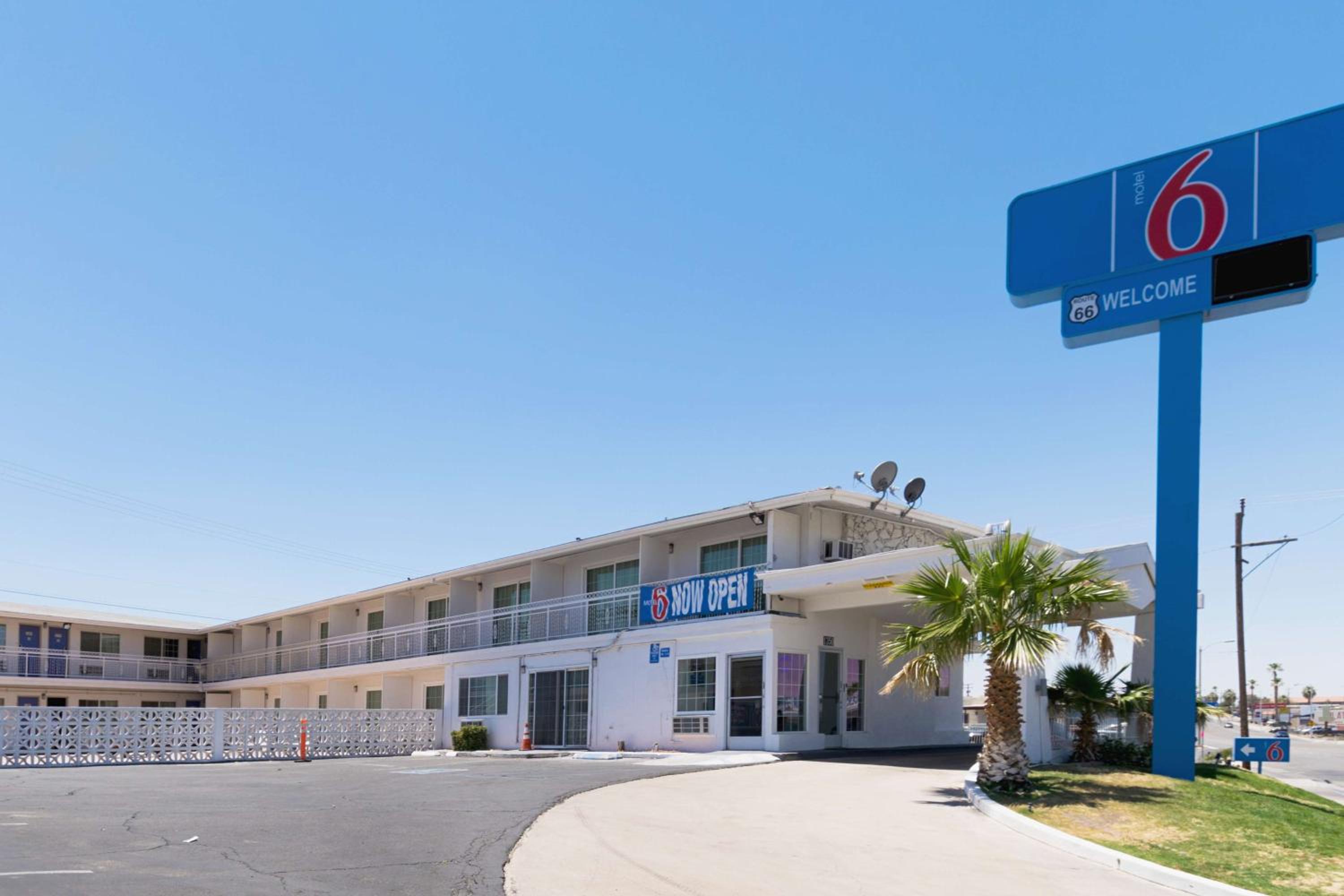 Barstow Vacations - Motel 6-Barstow, CA - Route 66 - Property Image 1