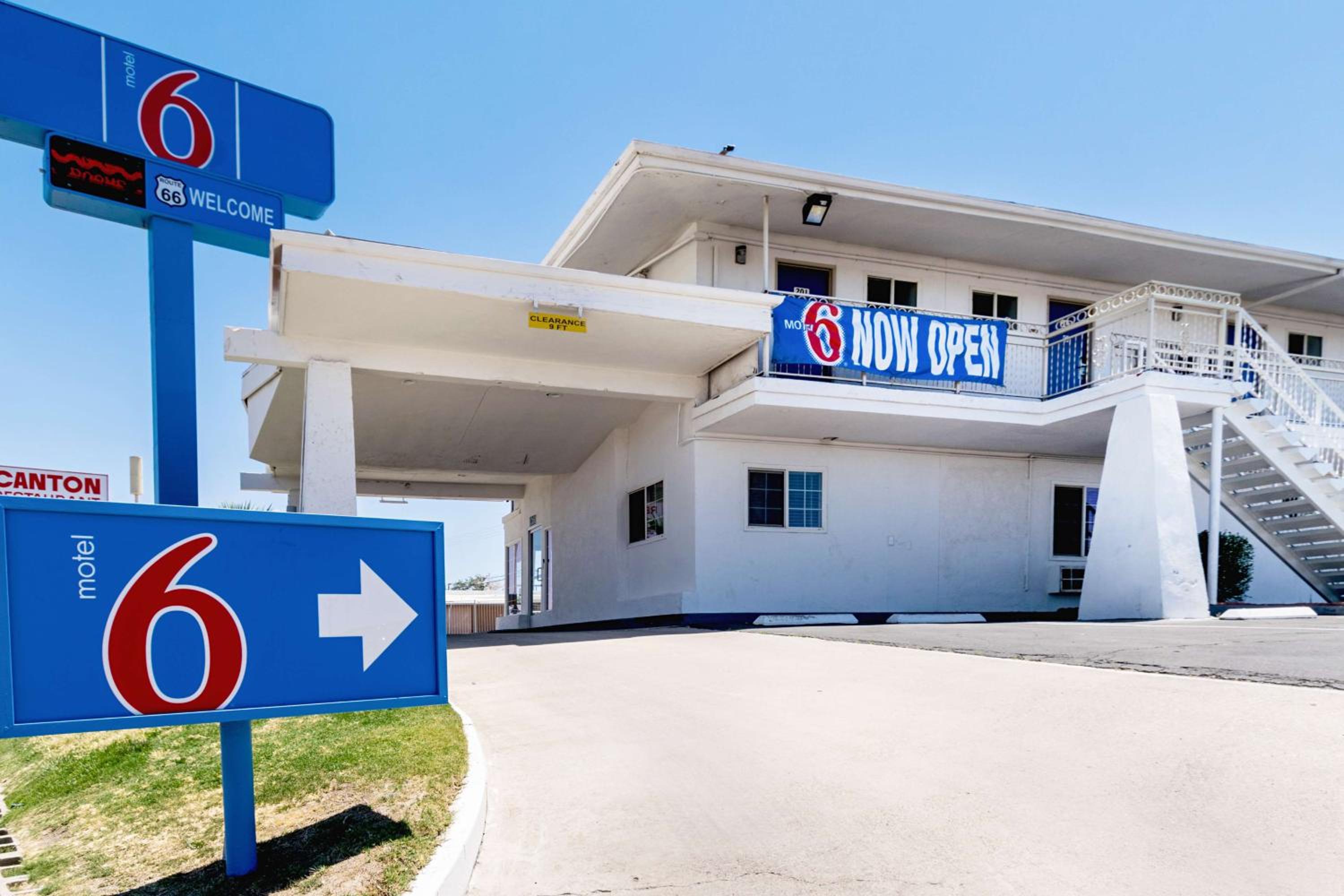 Barstow Vacations - Motel 6-Barstow, CA - Route 66 - Property Image 3