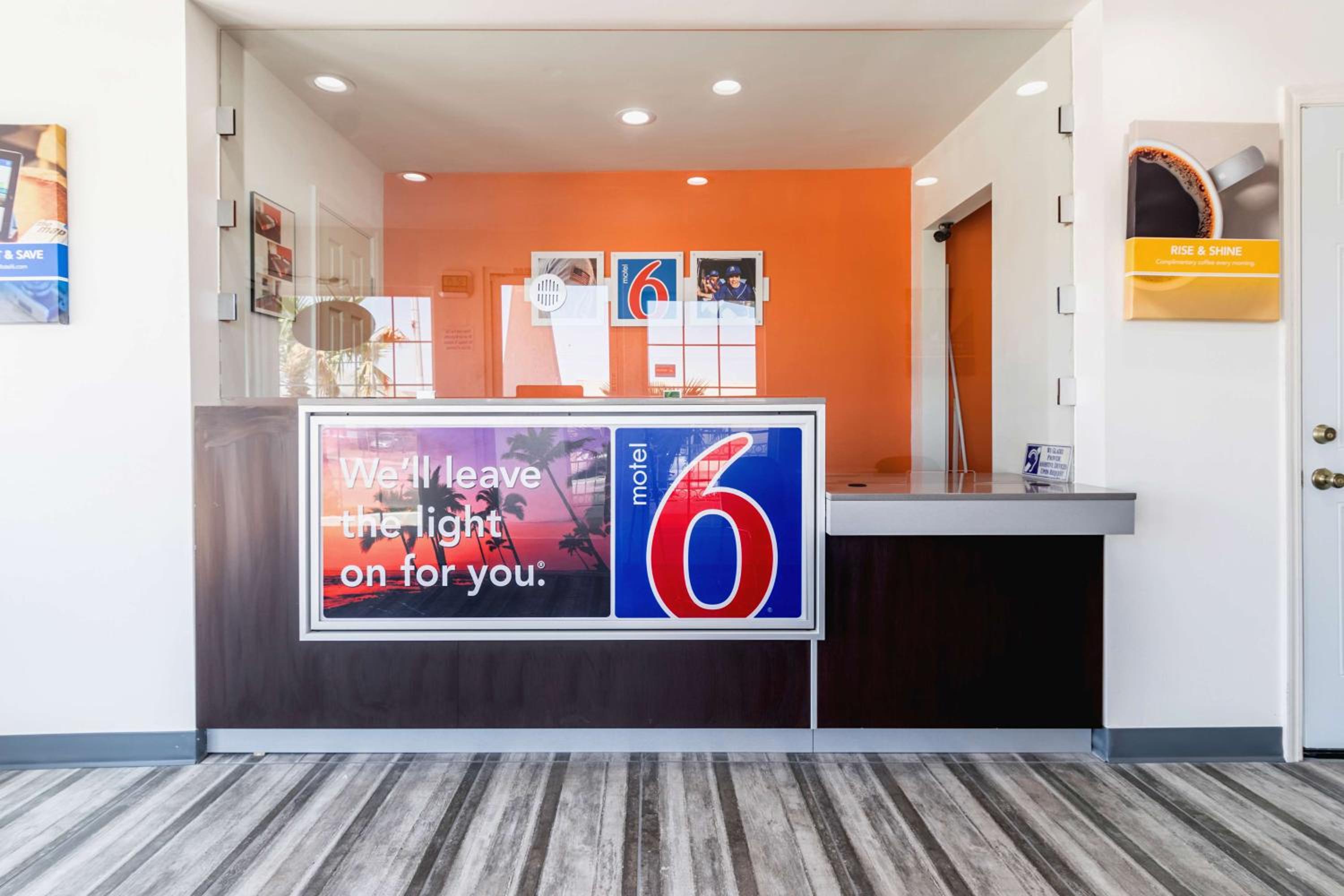 Barstow Vacations - Motel 6-Barstow, CA - Route 66 - Property Image 7