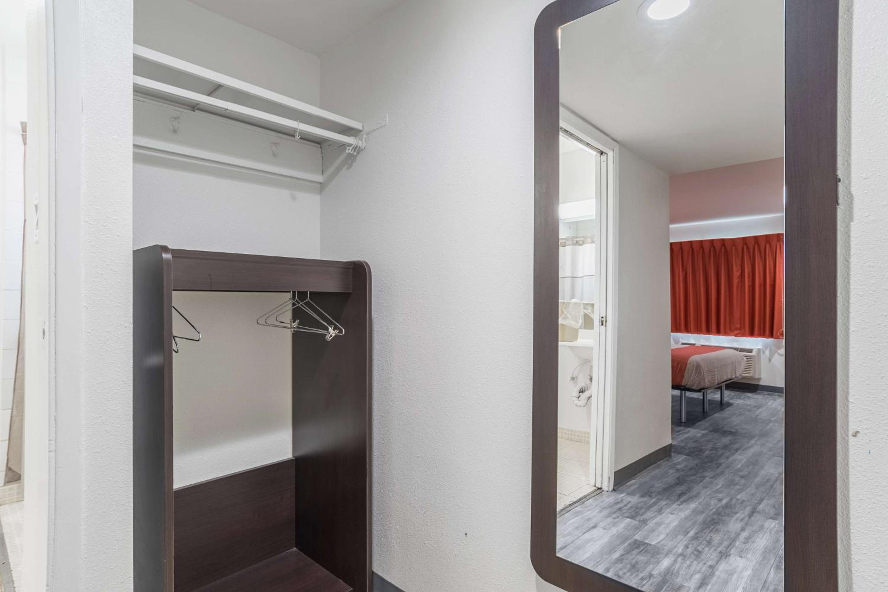 Barstow Vacations - Motel 6-Barstow, CA - Route 66 - Property Image 12