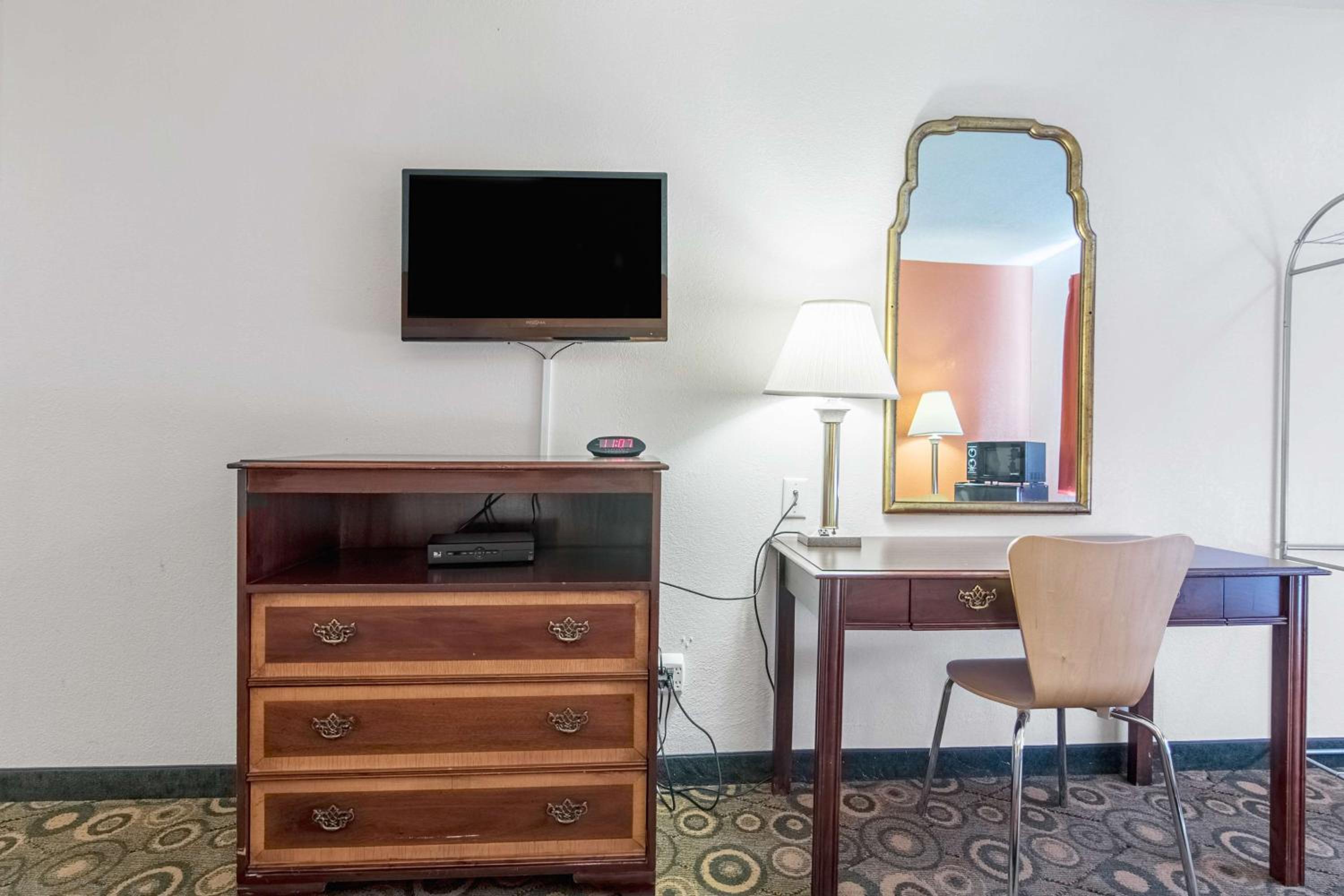 Motel 6-Hope, AR view 5